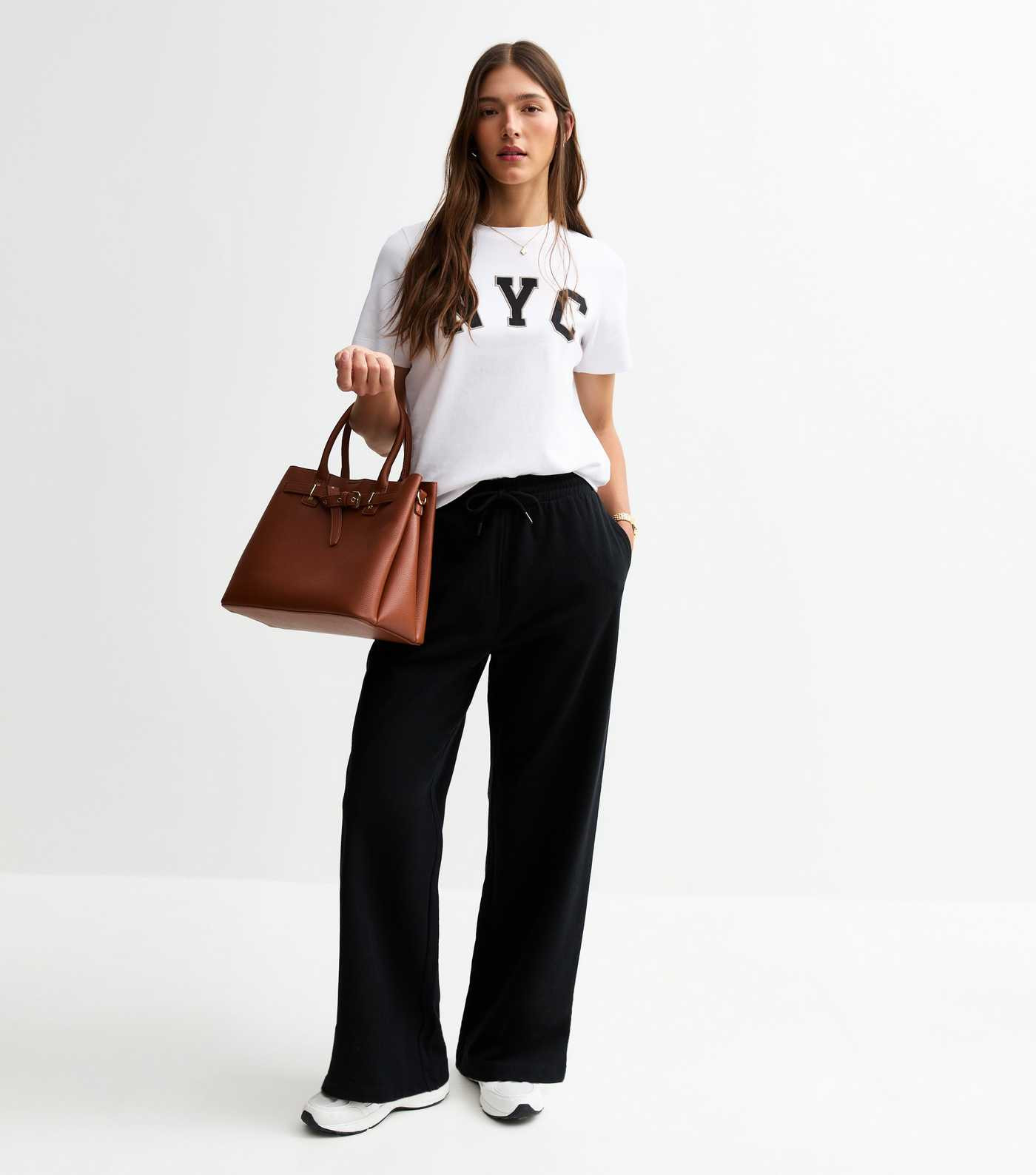 Black Drawstring Waist Wide Leg Joggers | New Look | New Look (UK)