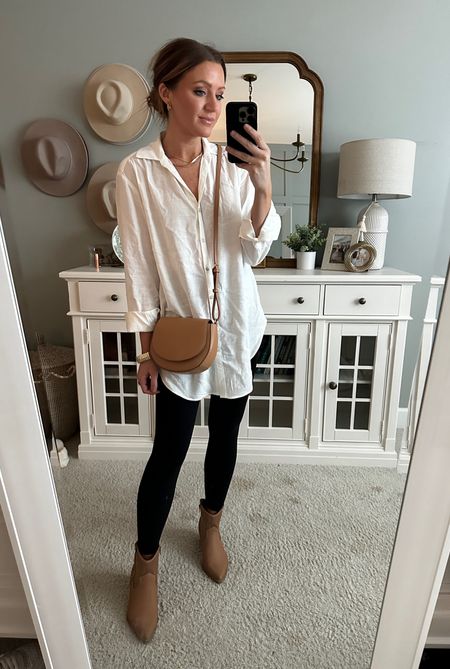 Small in tunic button down from target 
9 in boots 