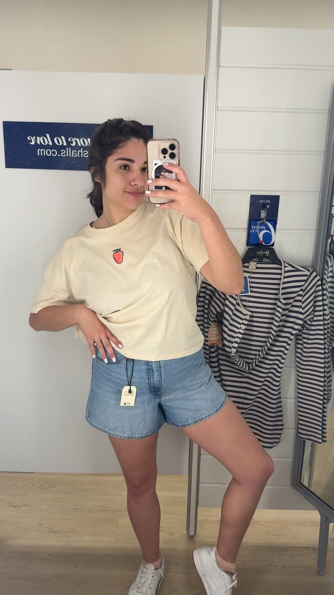 Levi shorts are being linked from somewhere else bc Marshall’s isn’t on LTK
