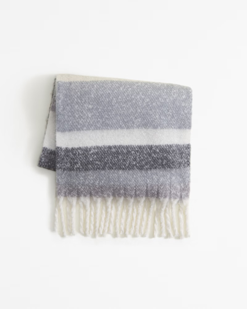 Women's Chunky Scarf | Women's Accessories | Abercrombie.com | Abercrombie & Fitch (US)