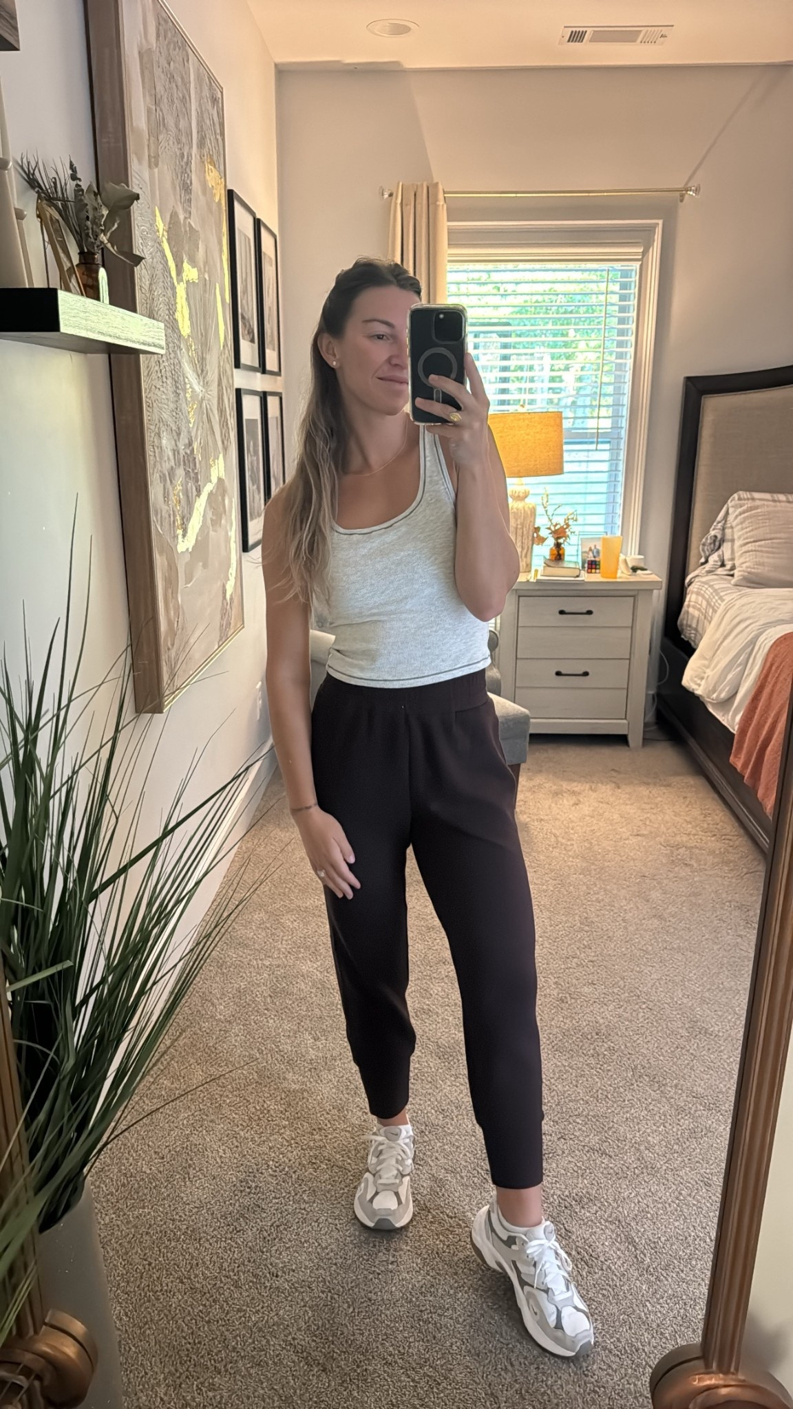 In between the morning chill and the warmer weather kinda outfit 