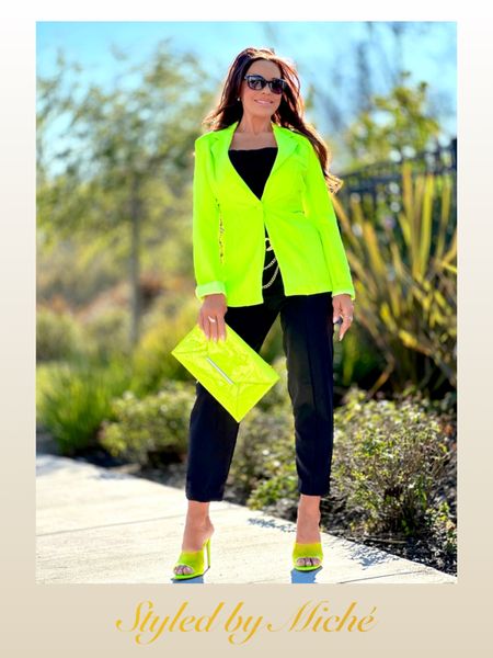 Neon Spring Essentials

Adding a little color to get into the ‘Spring’ of things in a blazer, bag and shoes is a sure fire way to update a closet instantly 

#neon #Spring #brights #clutch #handbag #mules #slipons  #capris #pants #corset #tops #belts 

#LTKstyletip #LTKshoecrush #LTKitbag