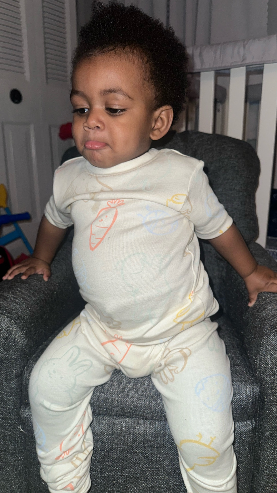 Walk, don’t run! 🐰 I just found the cutest bunny Easter pajamas at Carter’s for only $6. If you’re getting those Easter baskets together or need last-minute spring PJs for the little ones, this deal is too good to pass up!

#CartersFinds #EasterPajamas #MomDeals

#LTKSpringSale #LTKKids #LTKSaleAlert