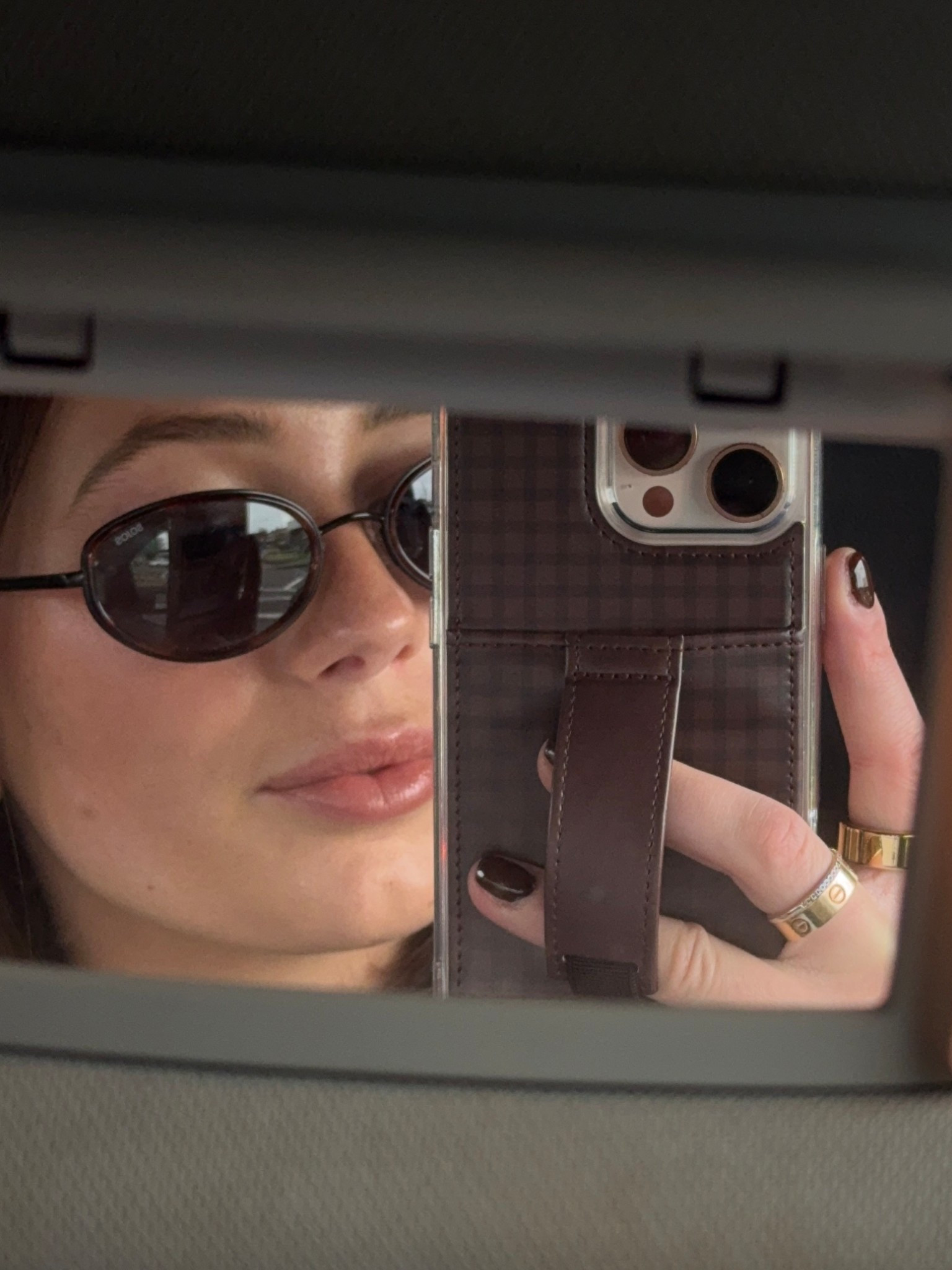 Liner in shade nude truffle