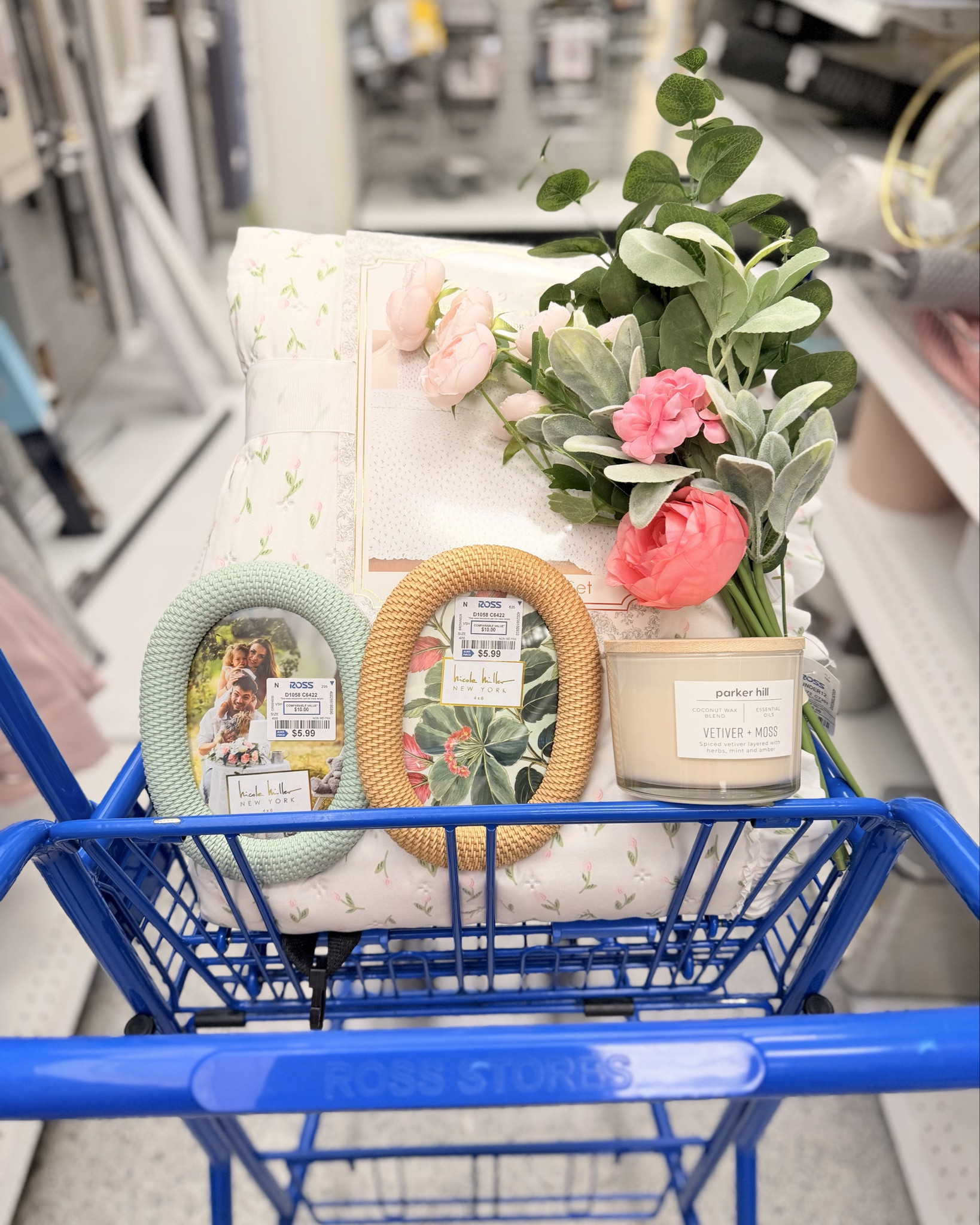 🛒A quick “just looking” trip turned into the CUTEST haul,  pastel home finds, lightweight layers, and little decor pieces that make everything feel fresh and new. #shopwithme #deals #homedecor 

#LTKHome