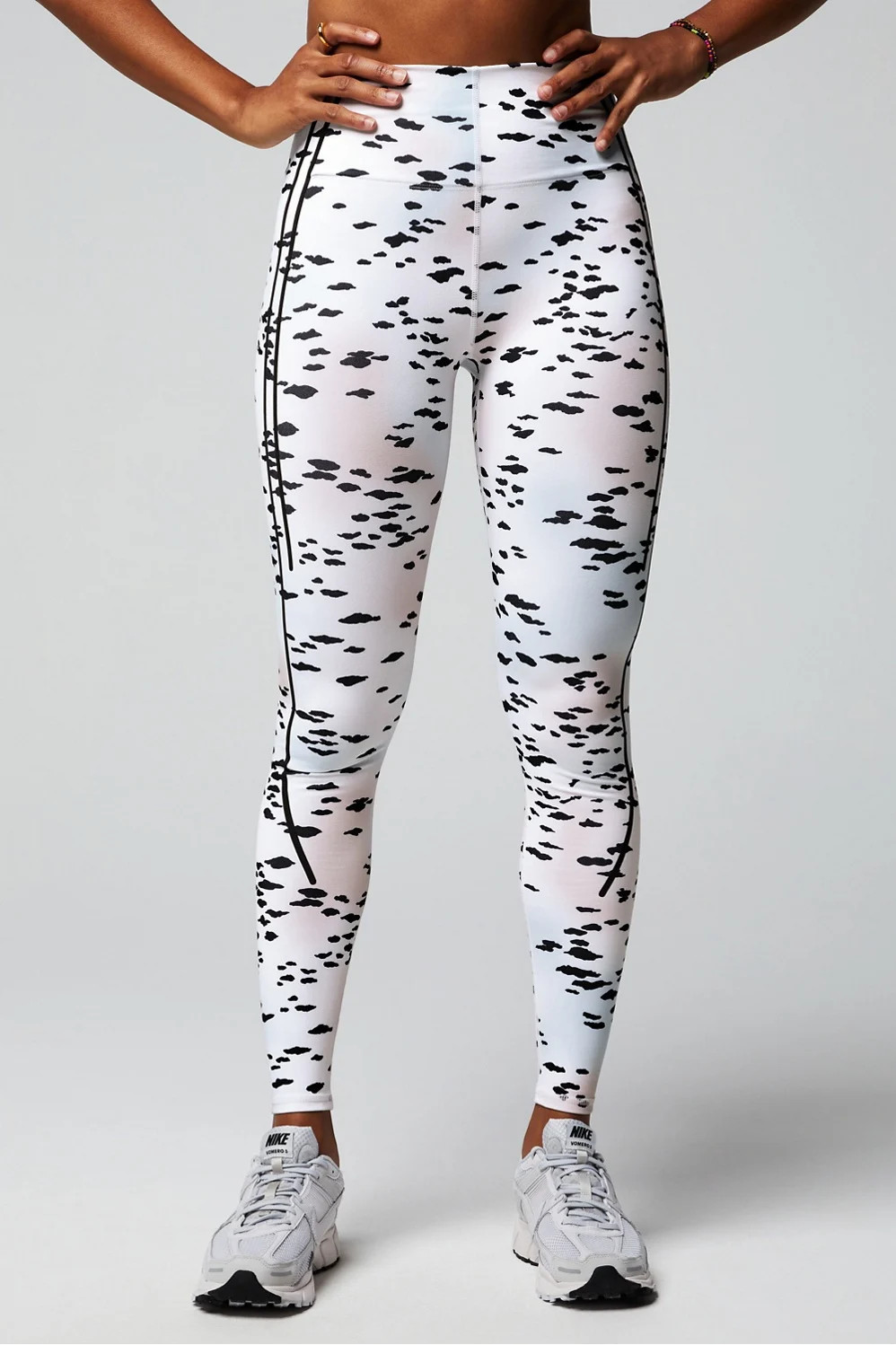 Define PowerHold® Rain & Reflect HW Legging | Fabletics - North America