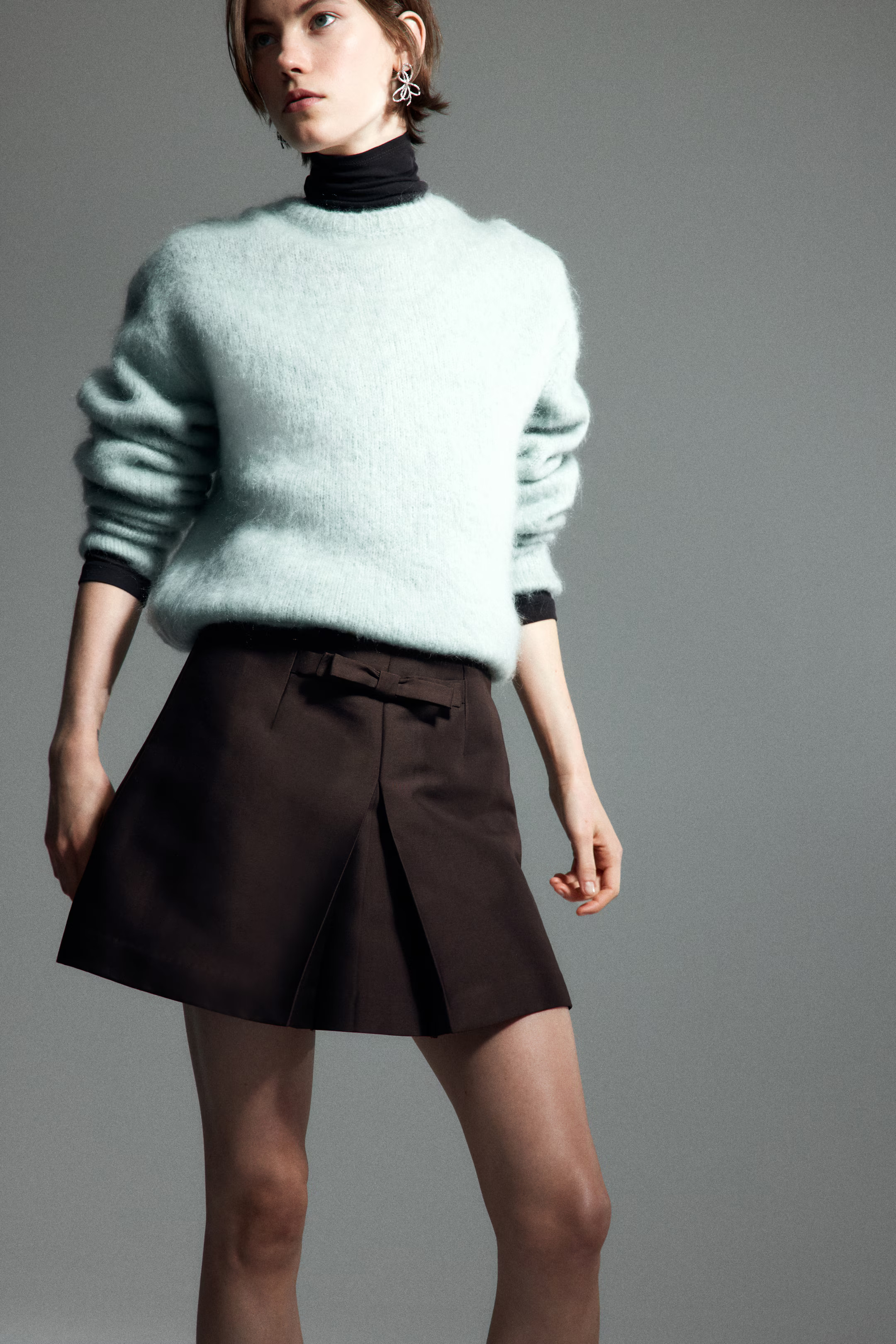 Minirock mit Schleife | H&M (DE, AT, CH, NL, FI)