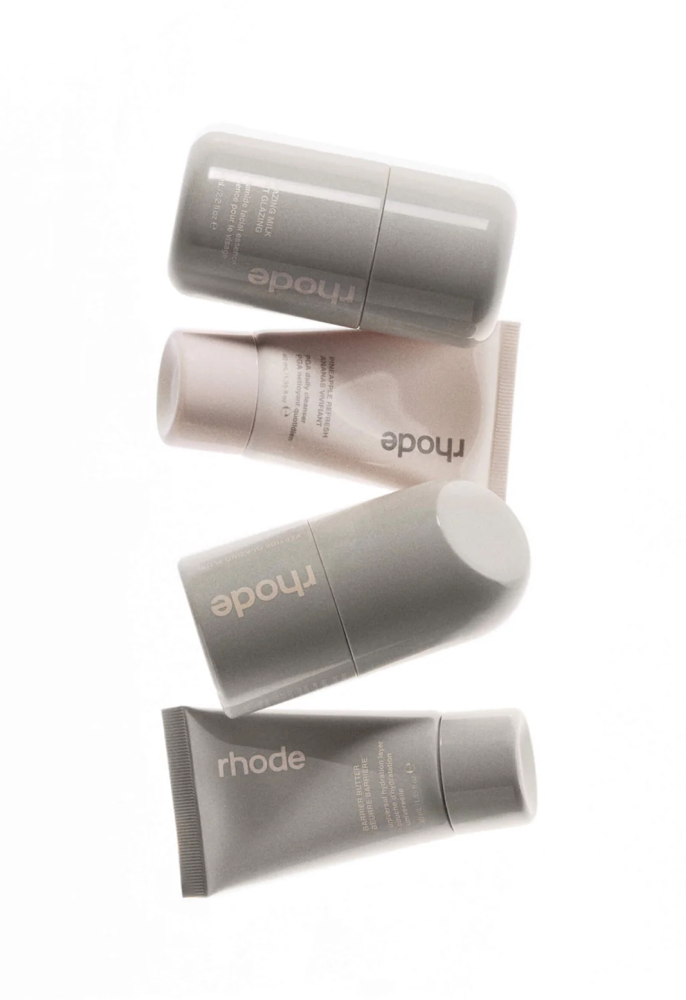 Rhode: the travel set
FOUR TRAVEL-FRIENDLY ESSENTIALS

Includes 4 products: little Pineapple Refresh (40mL / 1.35oz), little Glazing Milk (65mL / 2.2 fl oz), little Barrier Butter (40mL / 1.35 oz), and full-size Peptide Glazing Fluid (50mL / 1.7oz).



#LTKHoliday #LTKGiftGuide #LTKFindsUnder100