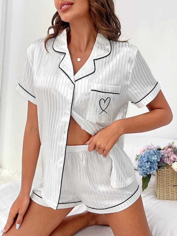 New
     
      Striped & Heart Print Contrast Binding Satin PJ Set | SHEIN