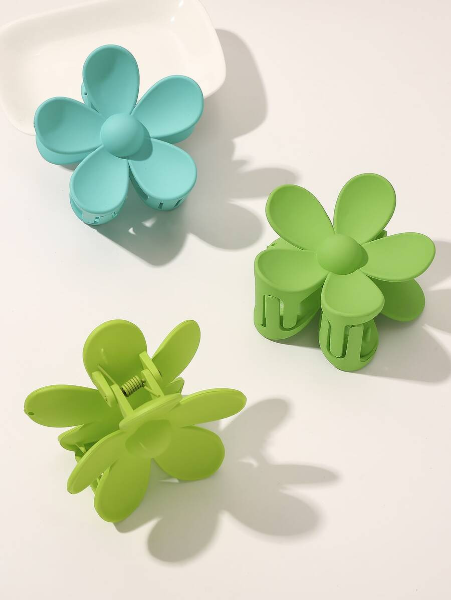 3pcs Flower Design Hair Claw
   SKU: sw2107217335587340      
          (4685 Reviews)
          ... | SHEIN