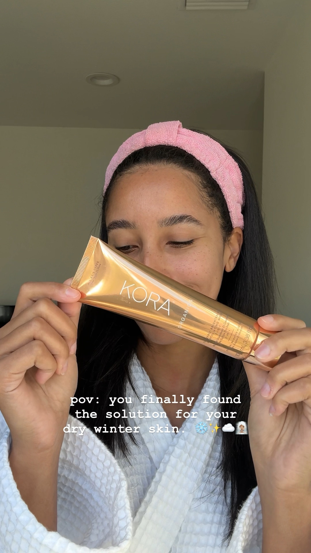 this mask is saving my dry skin this winter! highly recommend 🧡

#LTKSeasonal #LTKfindsunder100 #LTKbeauty