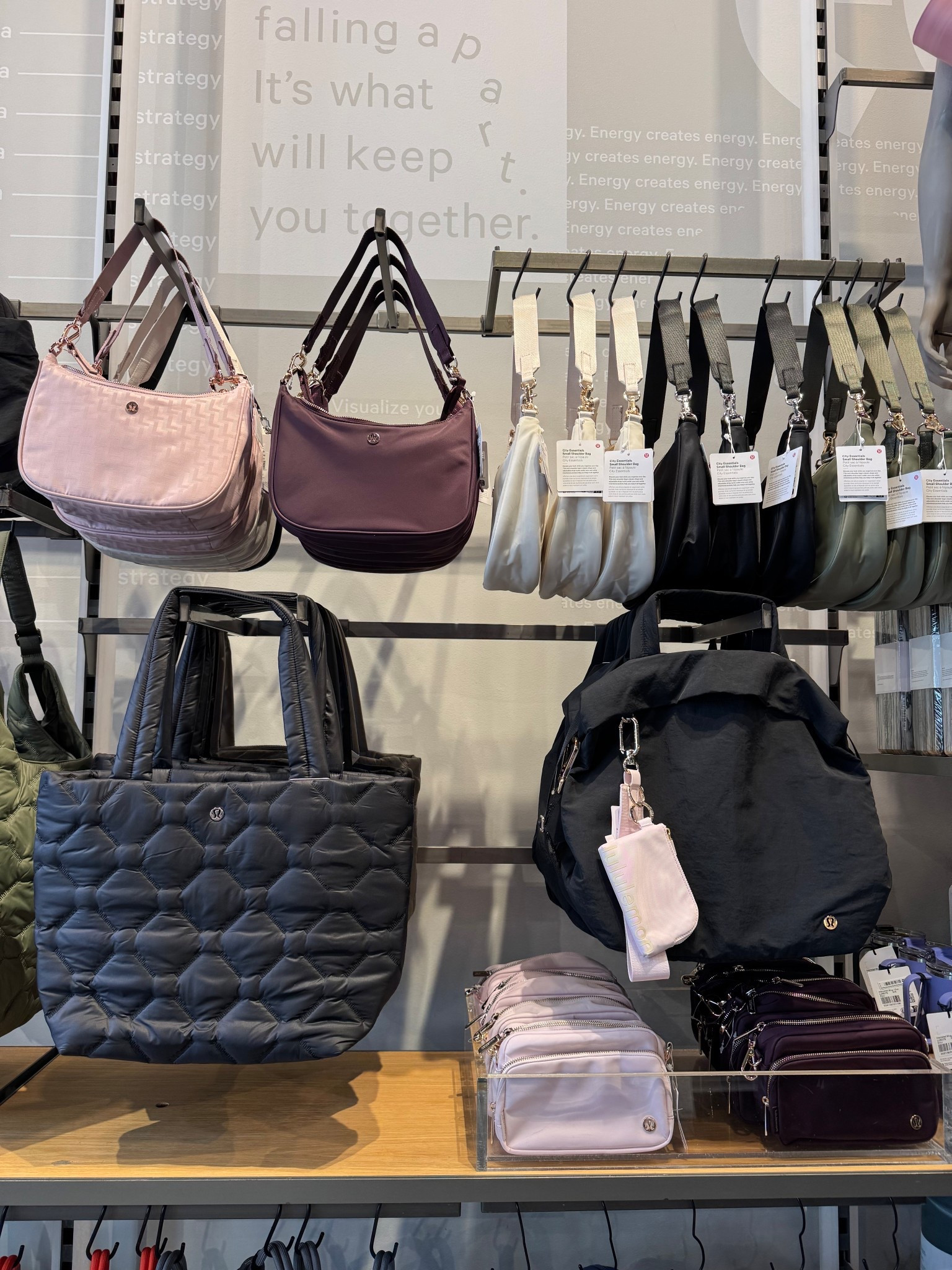 Lululemon bags
Gift idea 

#LTKFindsUnder100 #LTKItBag #LTKGiftGuide