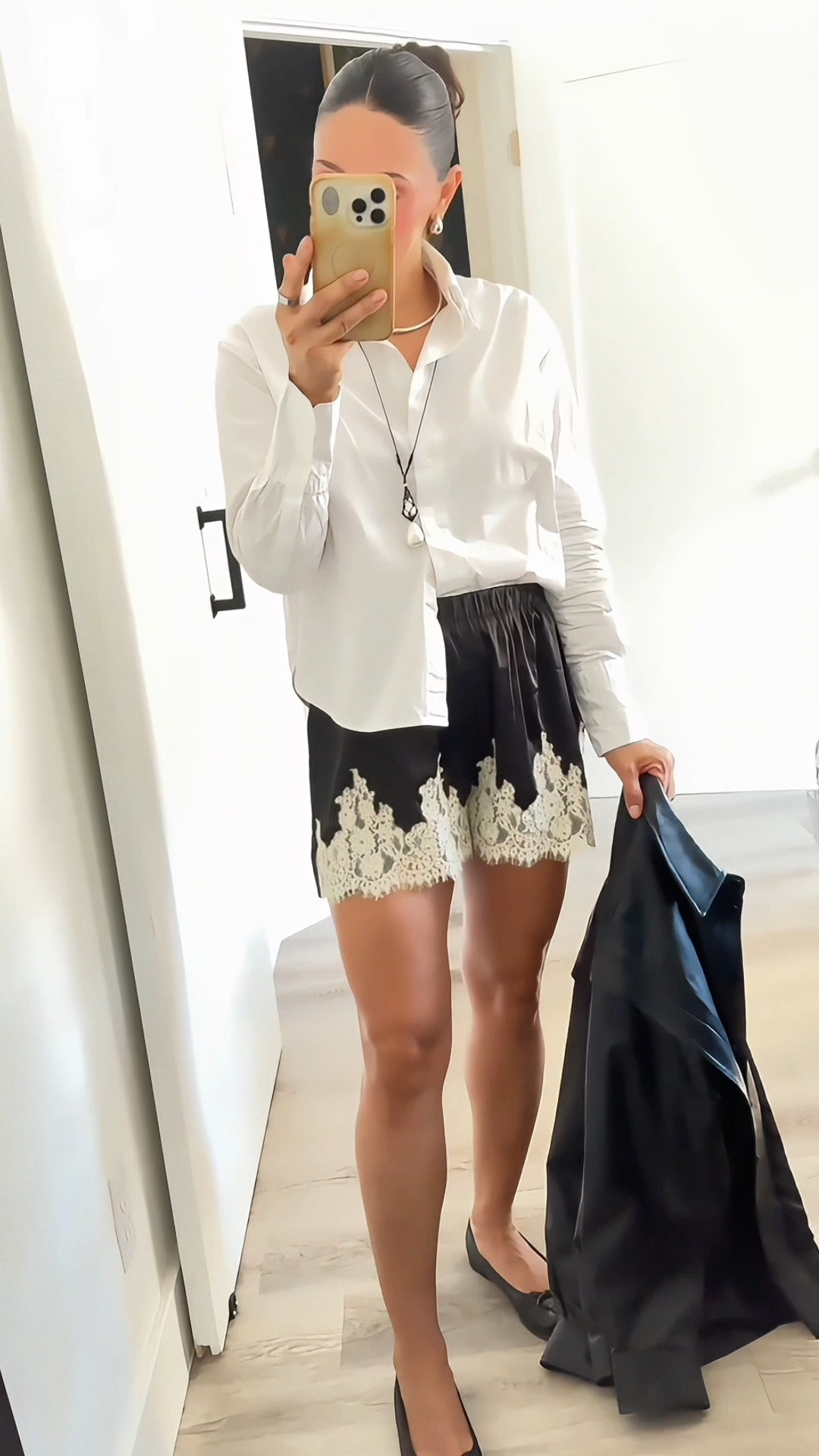 Viral satin shorts kind of day ✨
Wearing my favorite Amazon find with a crisp white button-up, oversized ALLSANTAELLA jacket, Chanel ballerinas, and Parpala Jewelry. Effortless, chic, and timeless—just how I like it.

Comment “shorts” for links I’ll DM you all the deets love you 🤍     xx  

#OOTD #AmazonFinds #ALLSANTAELLA #CapsuleWardrobe #EffortlessStyle #ChicOutfitIdeas

#LTKStyleTip #LTKOver40