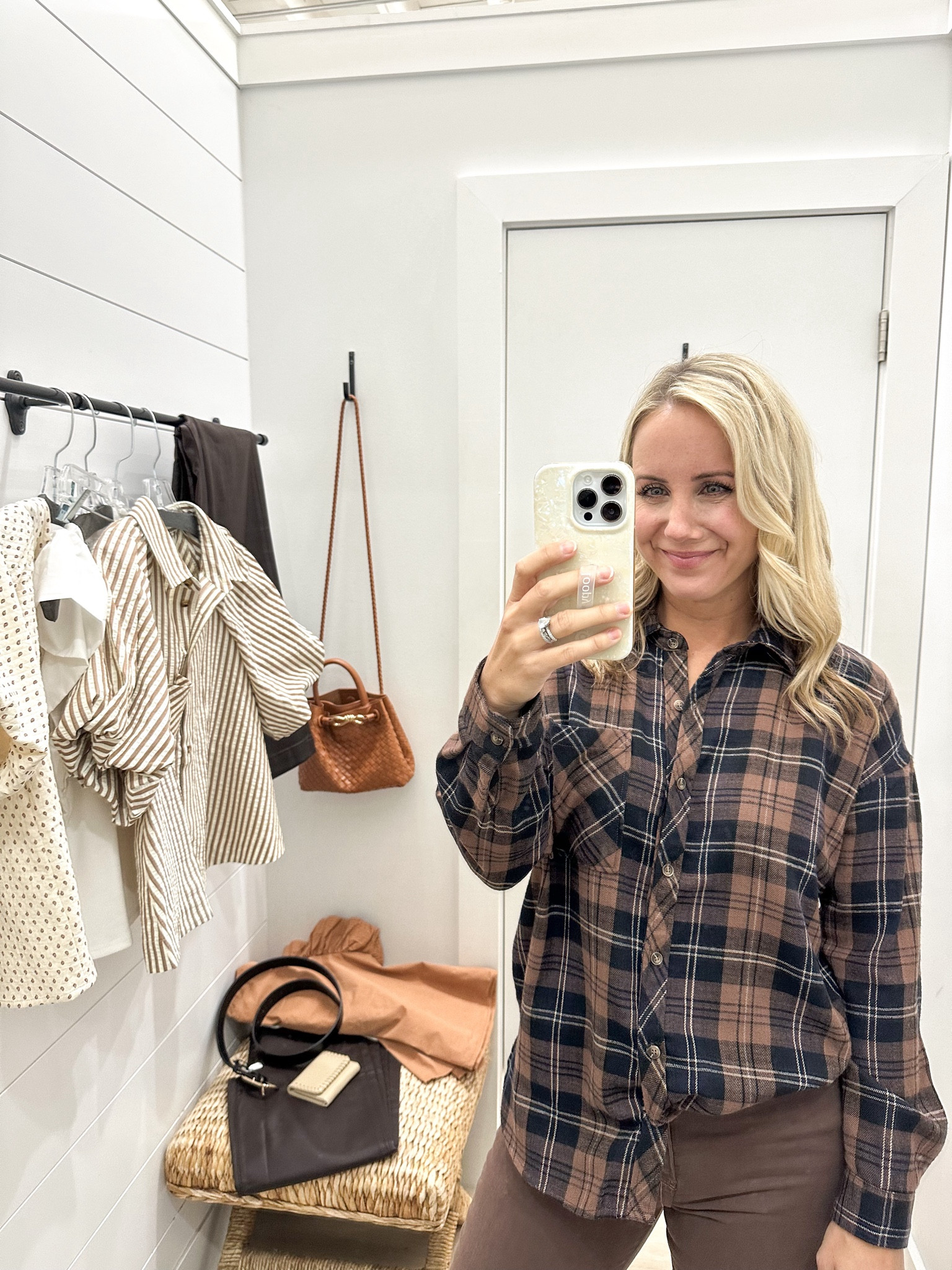 Flannel short

#LTKOver40 #LTKSeasonal #LTKSaleAlert