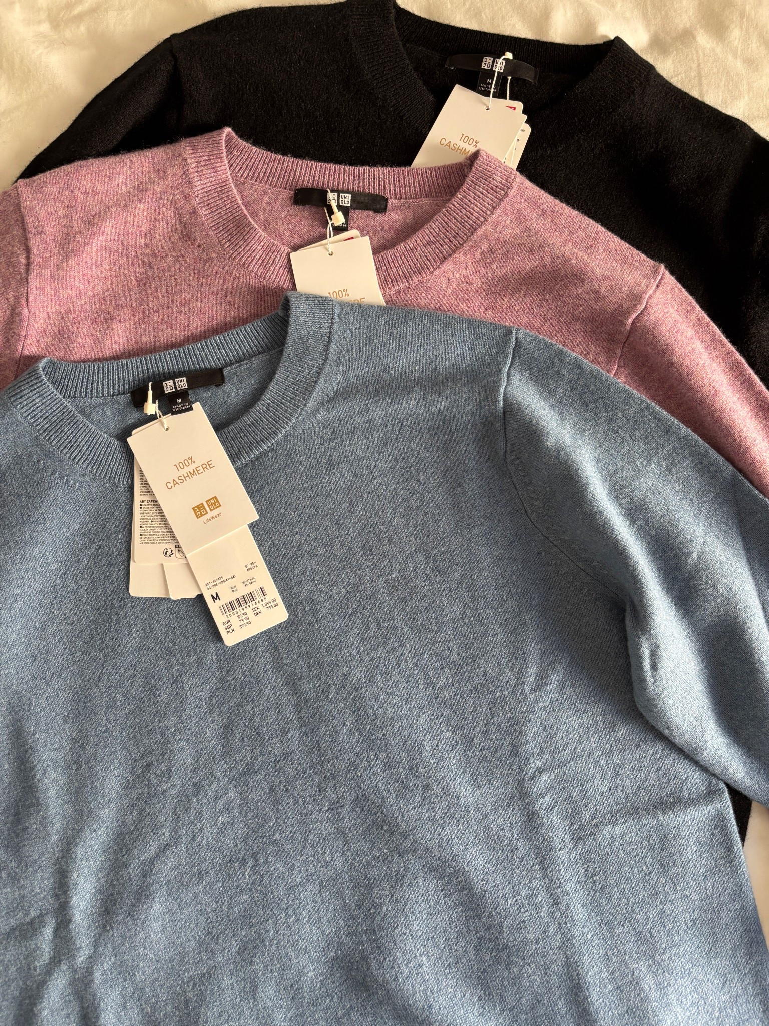 Bets purchase for Spring are these cashmere knits from Uniqlo. Not too thin but not too heavy either they are the perfect layering piece 

#LTKStyleTip #LTKSeasonal #LTKFindsUnder100
