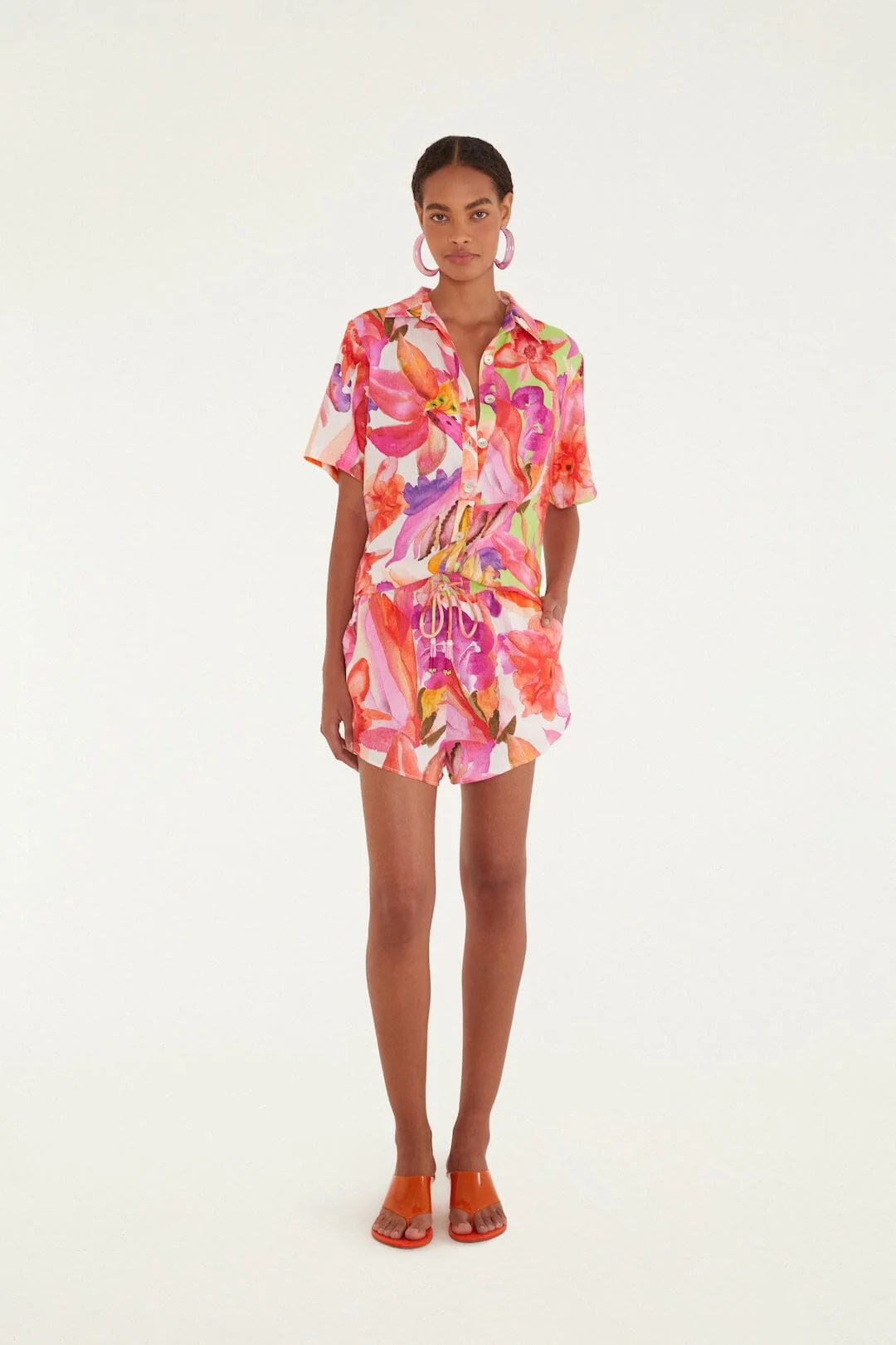 Multicolor Artsy Flora Lenzing Ecovero Euroflax Shorts | FARM Rio | FarmRio (US)