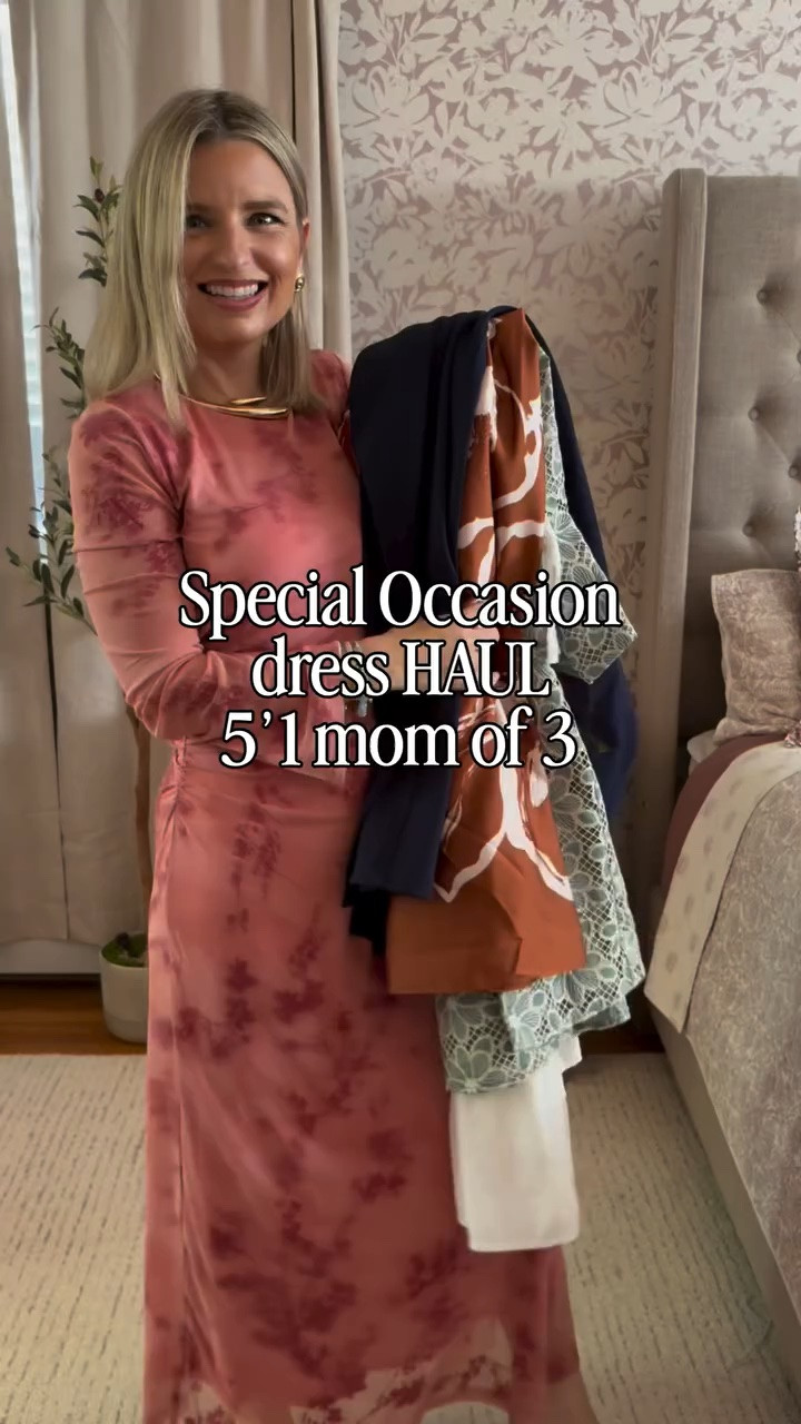 Comment DRESS for a 🔗 to everything! ✨ 

#petitedress #petitefriendly #weddingguest #specialoccasion whattowear #petite petitestyle styletips styling stylehacks styleinspo petitetips petitehacks springtime summertime