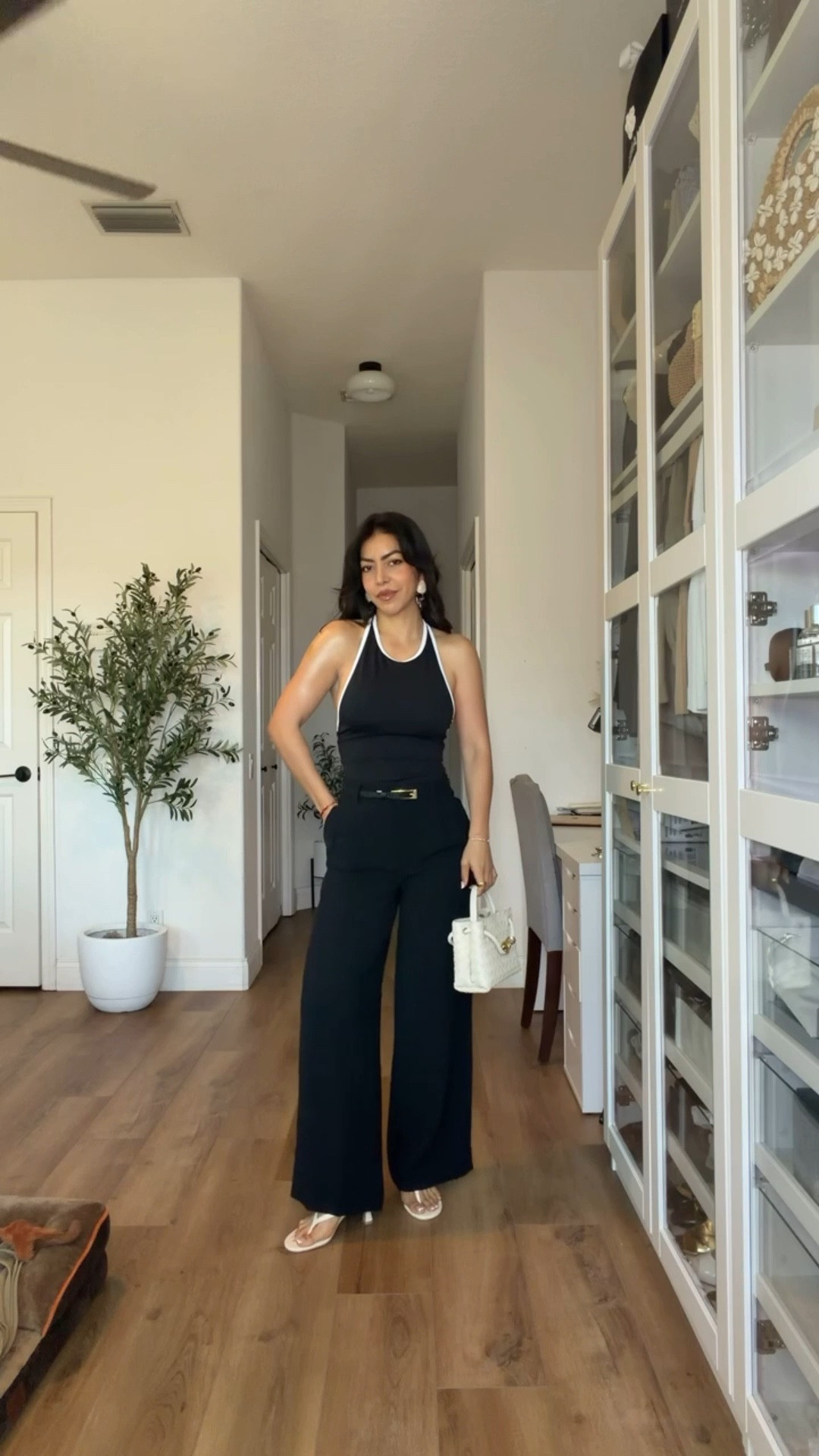 GRWM simple chic outfit!

Wearing a black and white bodysuit with the Aritzia Effortless Pants! I added a pair of Dolce Vita heels and some accessories to complete the look!

Simple outfit, Aritzia trousers, summer outfits, casual style, chic outfit

#LTKgrwm #LTKSeasonal #LTKootd