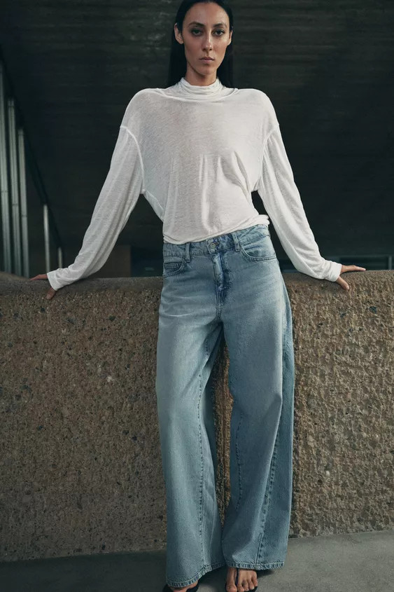 ZW COLLECTION MID-RISE LOOSE BARREL JEANS | Zara US