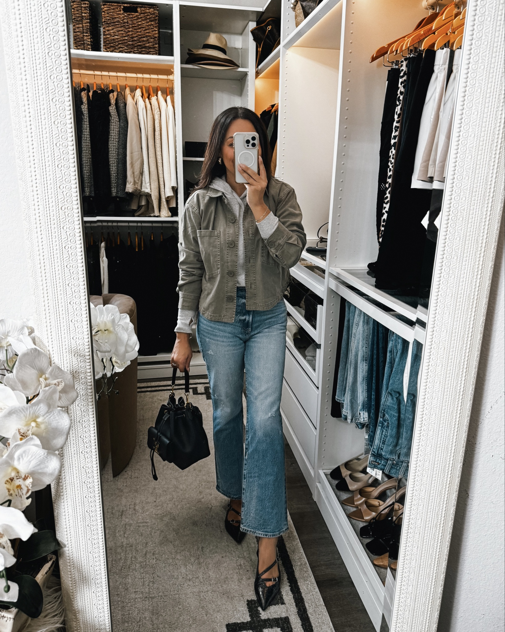 Fall Layers!
Crop jacket has a relaxed fit, perfect to style with tees and sweaters. Fits TTS. I’m wearing a small. 
Jeans fit like a glove and will pair perfectly with flats or sneakers. Fits TTS. I’m wearing a size 26. 
Puffs sleeve sweatshirt is super cozy and the perfect piece to throw on for chili days. Fits TTS. I’m wearing a small. 

@evereveofficial #ad #everevepartner #everevestyle 

#LTKOver40 #LTKStyleTip