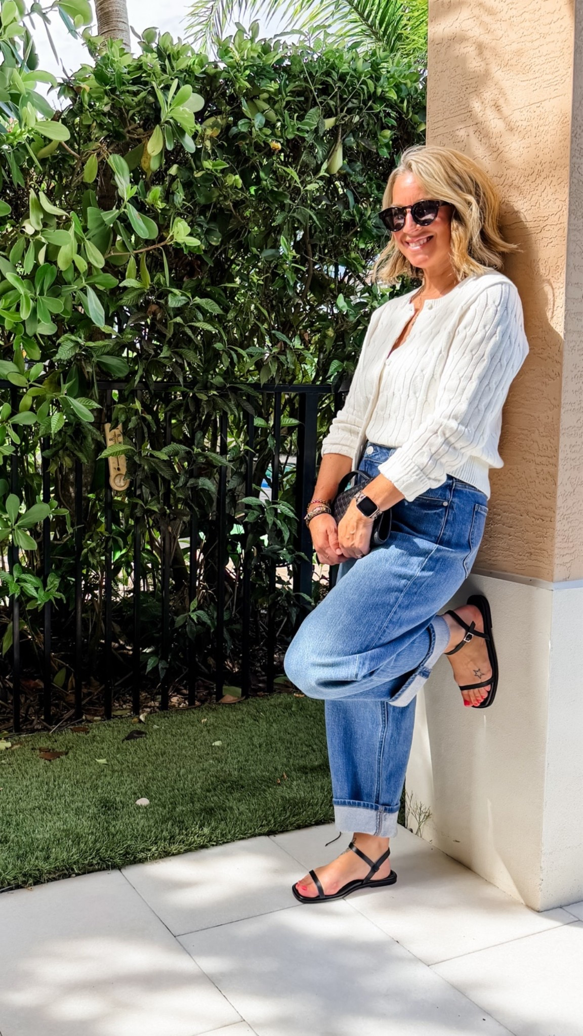 Giving boss lady but ready for the PTO meeting @Quince  🤌🏼
SIZING:
Medium in the top.
Jeans are 8 regular.
#quincepartner

#LTKootd #LTKPetite #LTKdayinmylife