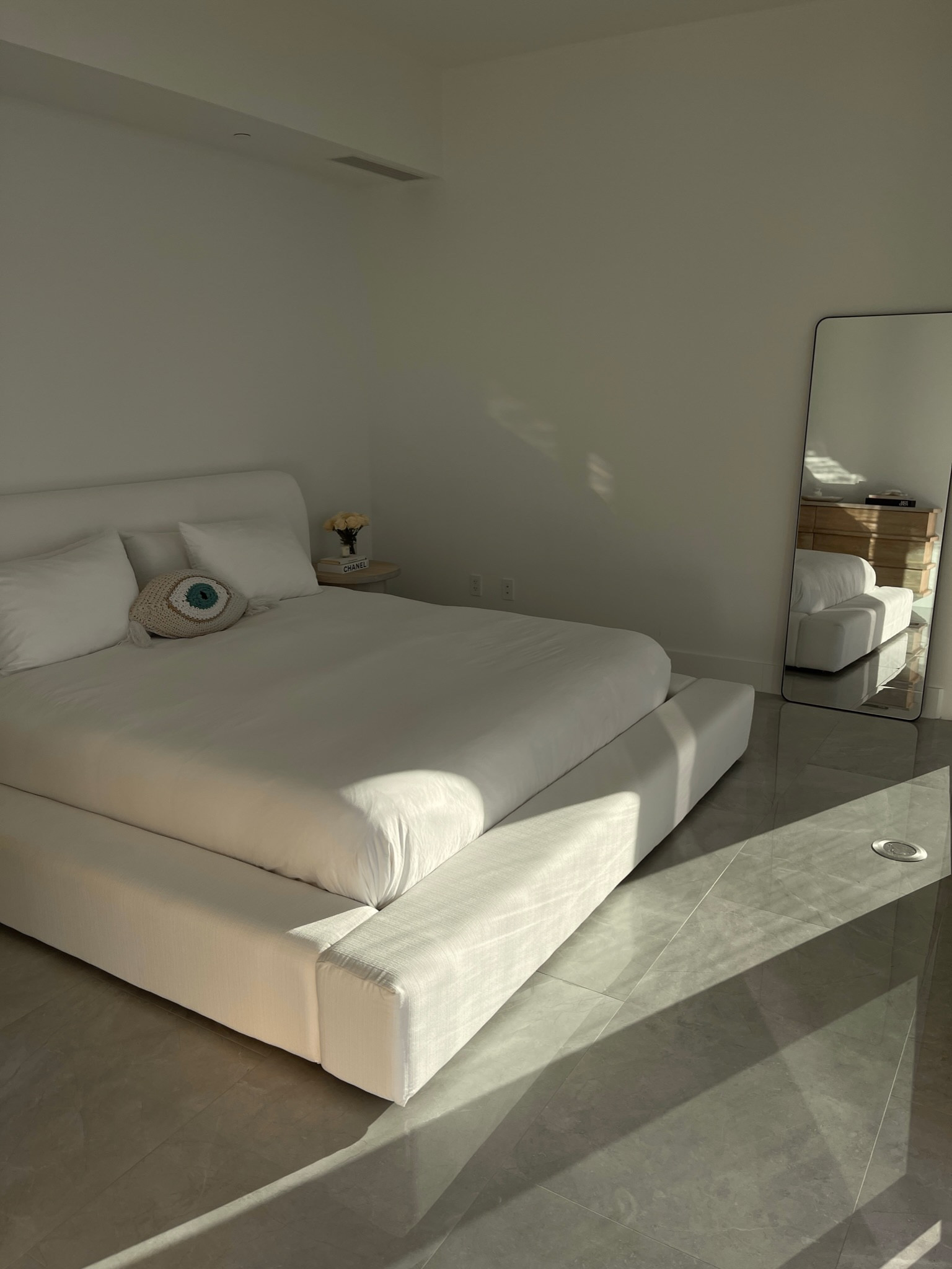 Bedroom decor, home decor

#LTKSale #LTKhome #LTKFind