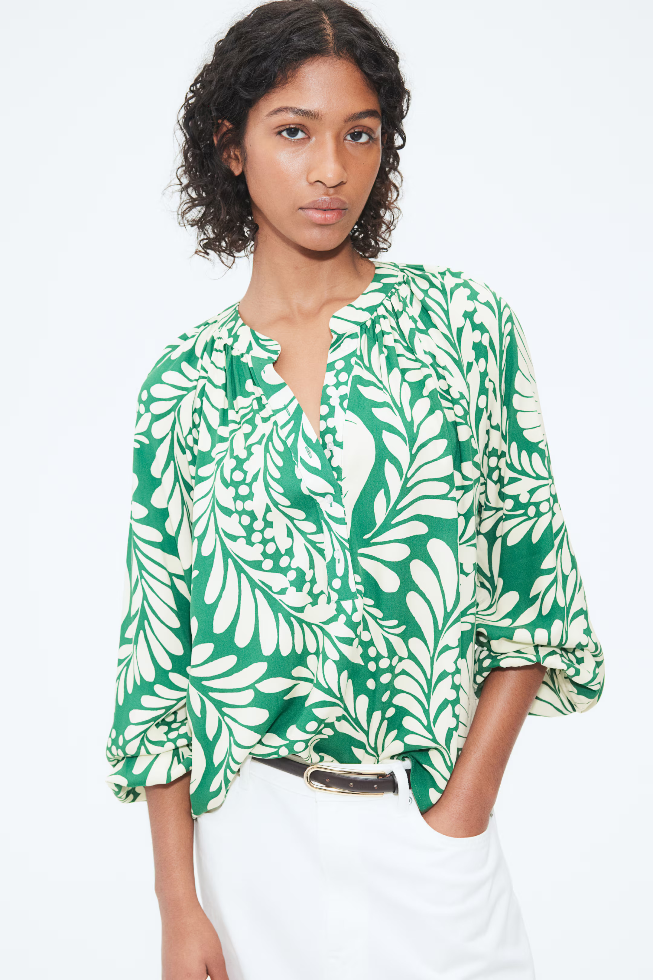 Balloon-sleeved Blouse - Green/cream patterned - Ladies | H&M US | H&M (US + CA)