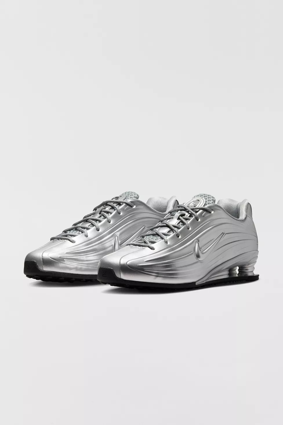 Nike Women's Shox Z SE Sneakers | Urban Outfitters (US and RoW)