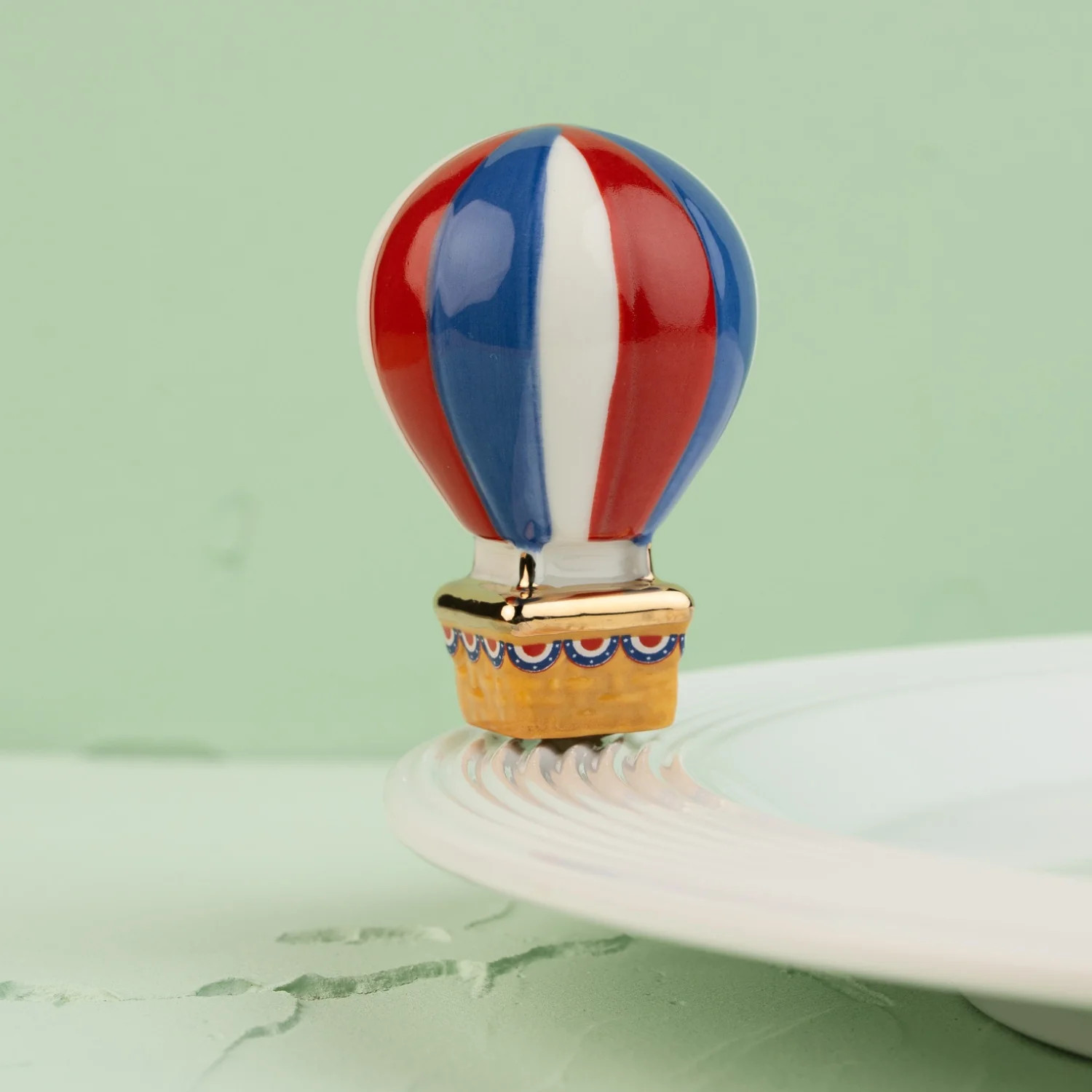 red, white, and balloon | nora fleming