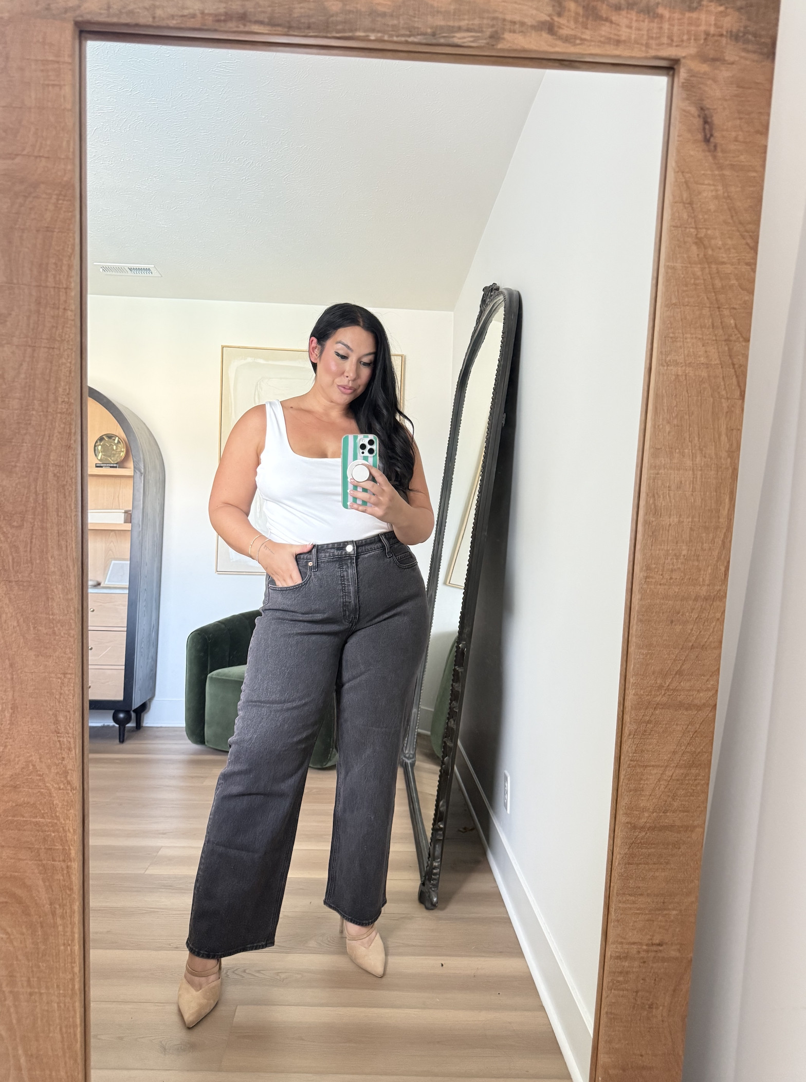 Honestly Old Navy is killing it with their jeans! I love this vintage wash!

Top: XL
Jeans: 16 reg

Fall outfits, jeans outfits, casual outfit ideas, midsize size outfits for fall, fall transition outfits, affordable outfits for fall

#LTKootd #LTKSeasonal #LTKMidsize