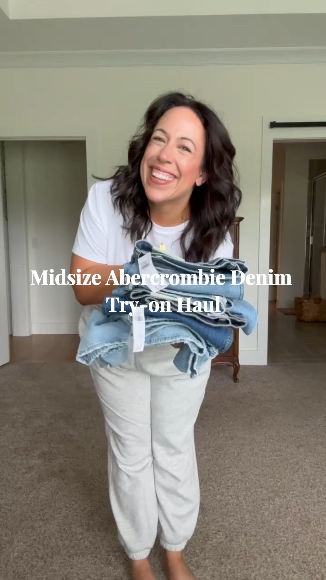 Trying on midsize Abercrombie Curve Love Jeans so you don’t have to ✨ Their denim sale is happening now! 25% off ALL denim + 15% off everything else! Use code DENIMAF for a stackable extra 15% off!
-
-
-
Midsize outfit idea, abercrombie sale alert, curvy friendly jeans, mom style, millennial mom, wide leg jeans, size large, style tips

#LTKMidsize #LTKSaleAlert #LTKxAF