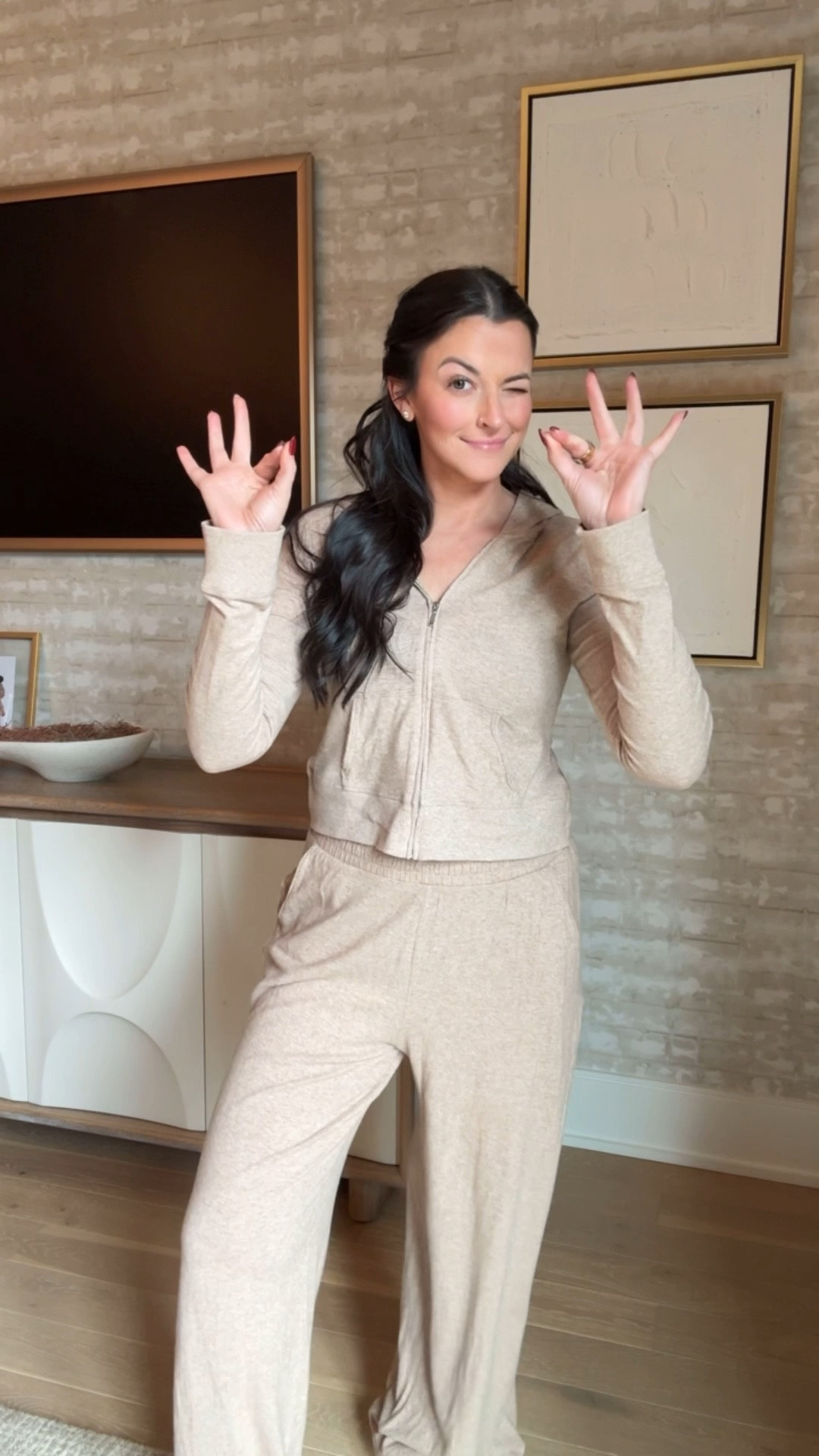 This cozy lounge collection @abercrombie is TOP TIER. They just launched 3 new colors too! I wear M/M Long

#LTKGiftGuide #LTKootd #LTKSaleAlert