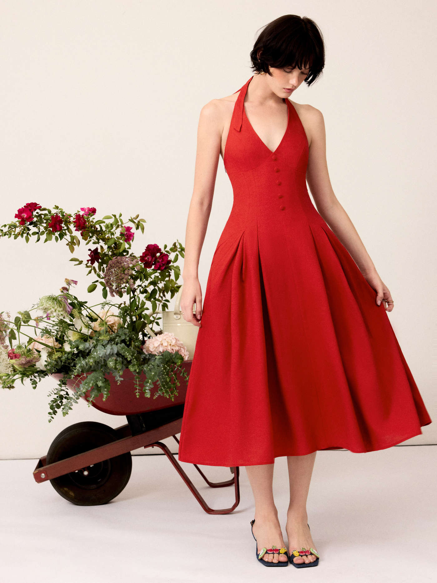 Linen-blend High Rise V-neck Halter Neckline Flared Maxi Dress | Cider