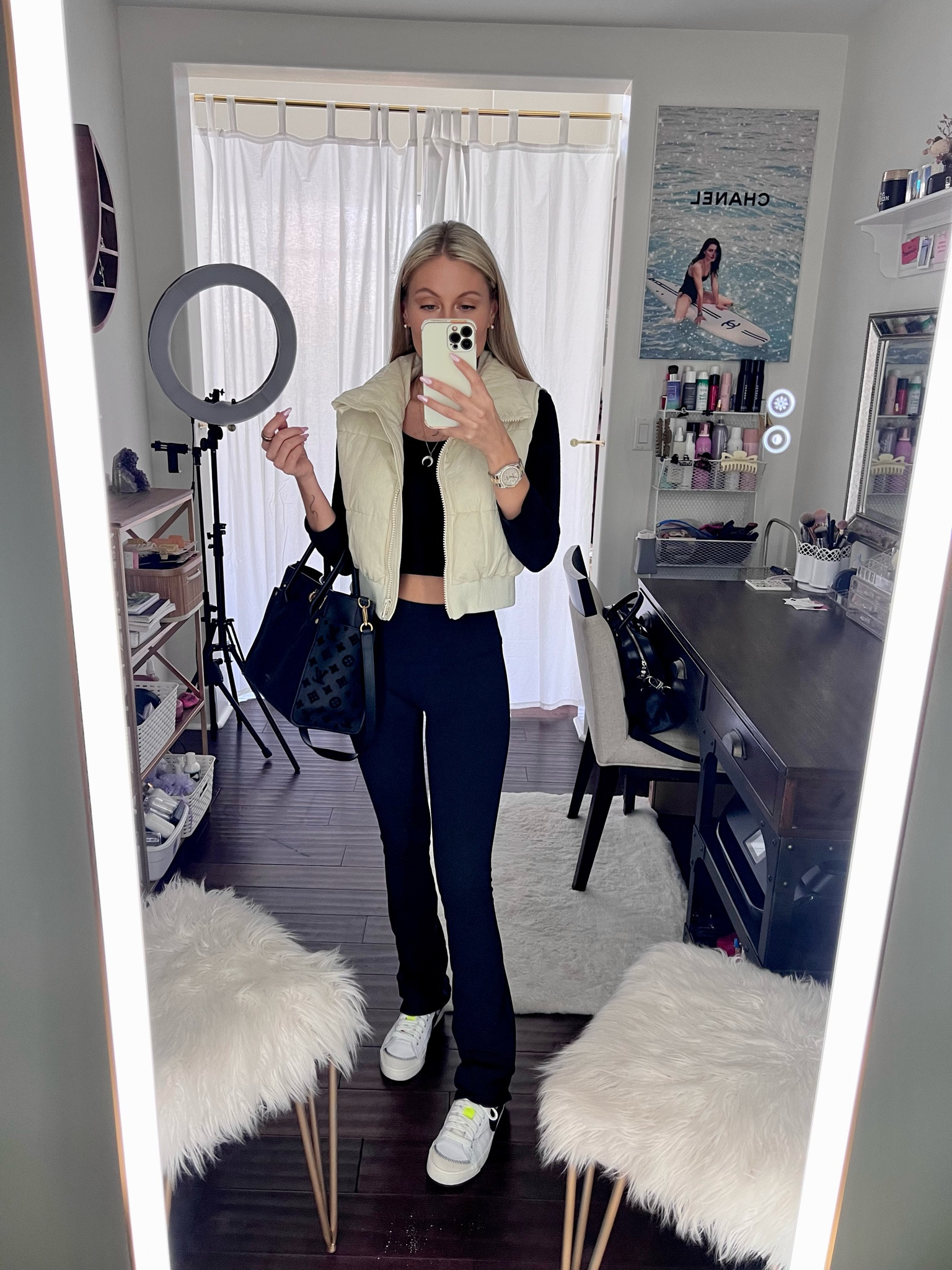 Casual holiday shopping outfit. I love not having my arms restricted by a coat while running errands. 

👚 xs 🧥xs👖xxs 👟 7

Gift, gift shopping, outfit inspo, Athleisure, aesthetic, comfy and cute outfit, style inspo, holiday gift idea 

#LTKstyletip #LTKfit #LTKHoliday