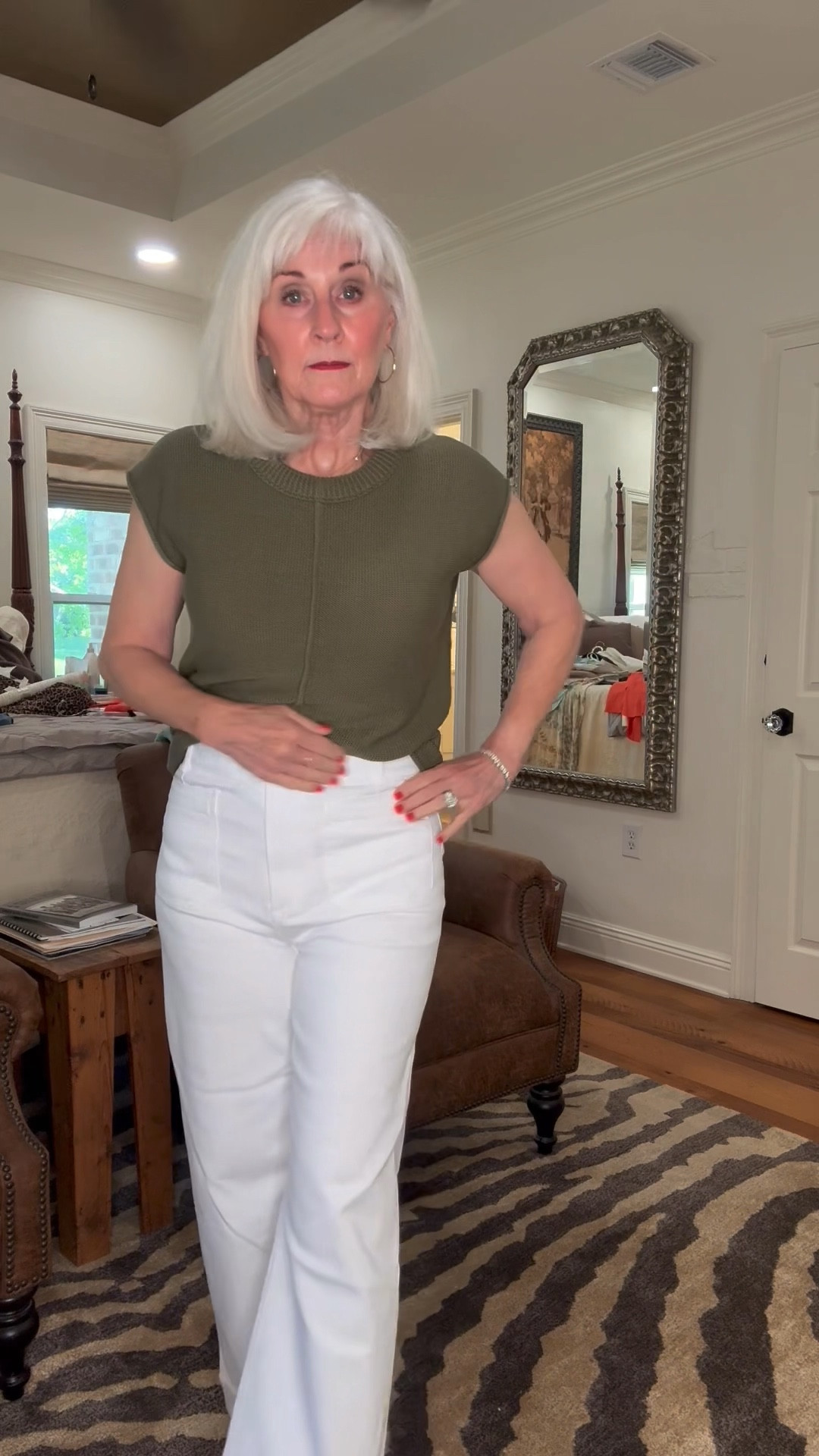 White highrise jeans that don’t disappoint!  Great for casual gatherings, at home, dinner out!

https://www.shopltk.com/explore/jeanne_caldarera_silver_linings

#LTKstyletip #LTKVideo #LTKover40