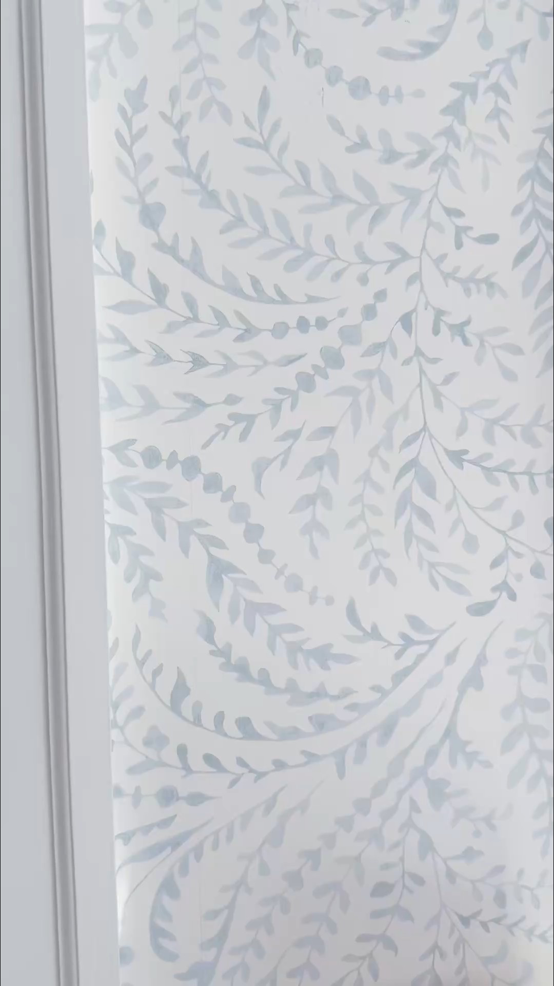 My Serena & lily wallpaper is 25% off. It’s one of my favorite things that we have added to this home 

#LTKSaleAlert #LTKHome #LTKFindsUnder100