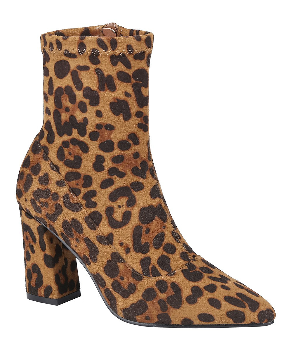 Weeboo Women's Casual boots LEOPARD - Tan Leopard Eloise Bootie - Women | Zulily