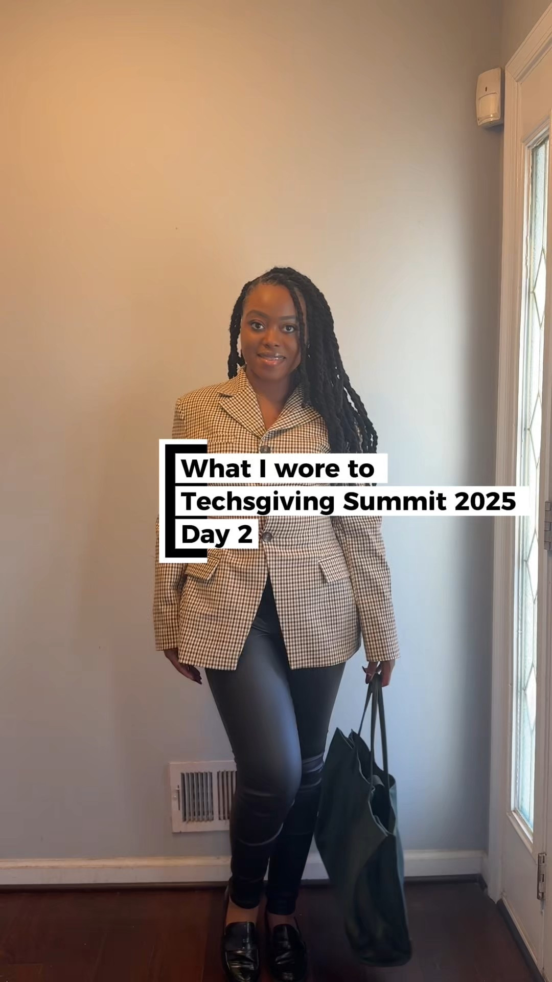 Tech meets tailored: bringing structure to the startup scene 💻💼

Blazer & Jeans: @asos 
Loafers: @zara  
Tote Bag: @toryburch 


#LTKootd #LTKvlog #LTKgrwm