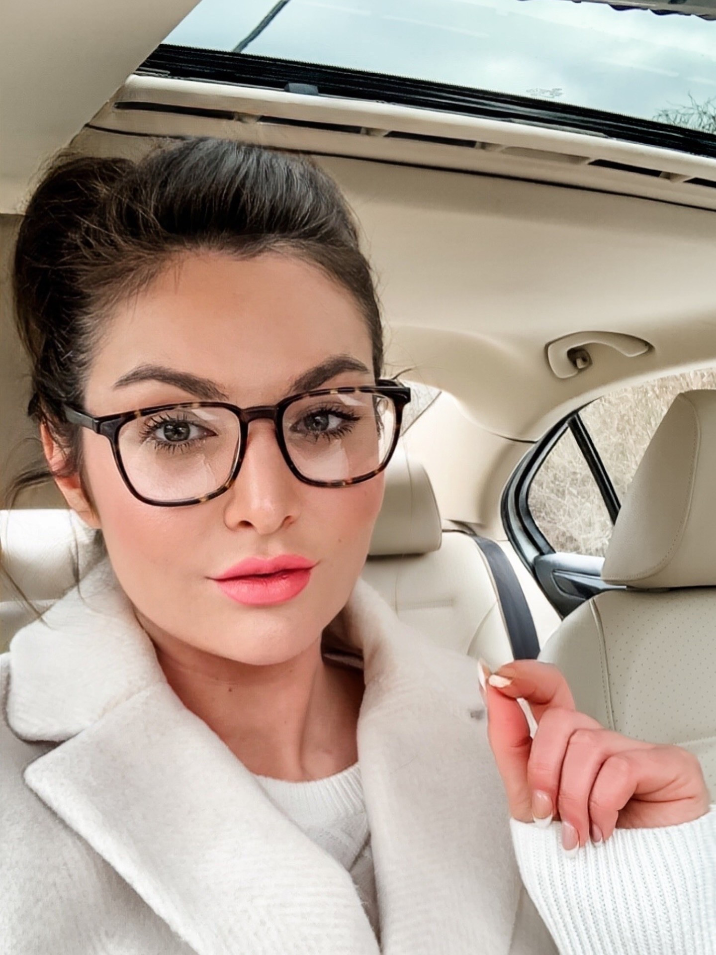 It’s getting so cold here in Rhode Island! Is it cold where you are? I thought we might see some snow it was so chilly! Time to break out the winter coats! 
.
.
.
.
.
.
.
.
.
.
#StyleInspo #BeautyGoals #ChicVibes #OOTD #Fashionista #EffortlessStyle #MakeupGoals #GlamLook #ClassyAndConfident #SelfieStyle #EverydayGlam #TrendyLook #InStyle #EleganceInFocus #ModernBeauty #ConfidenceIsKey #GlowVibes #LuxuryStyle #BossBabeEnergy #PolishedLook #StyledToPerfection #MakeupAndFashion #SleekAndChic #FashionDiaries #BeautyAndStyle #WardrobeGoals #GlamOnTheGo #TimelessStyle #FlawlessVibes #FashionAndConfidence