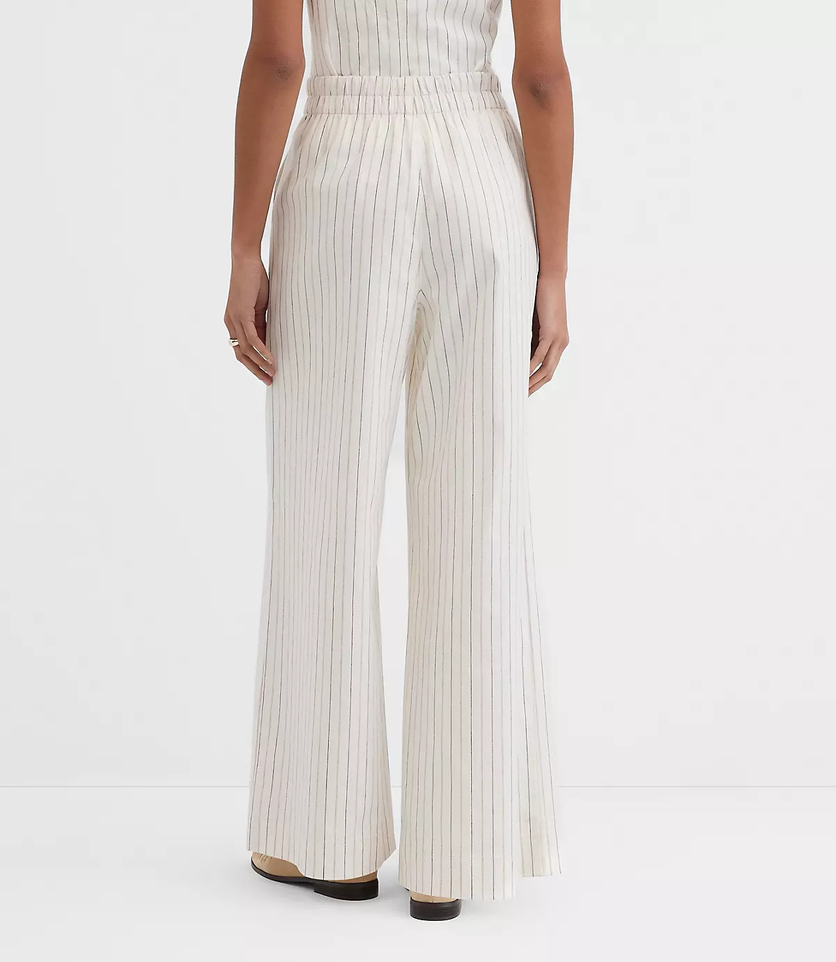 Petite Pull On Wide Leg Pants in Pinstripe Cotton Linen | LOFT