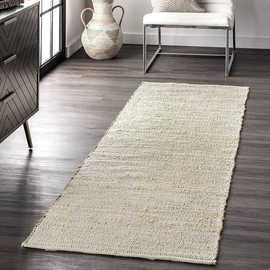 nuLOOM Elfriede Farmhouse Jute Blend Runner Rug, 2' 6" x 6', Natural | Amazon (US)