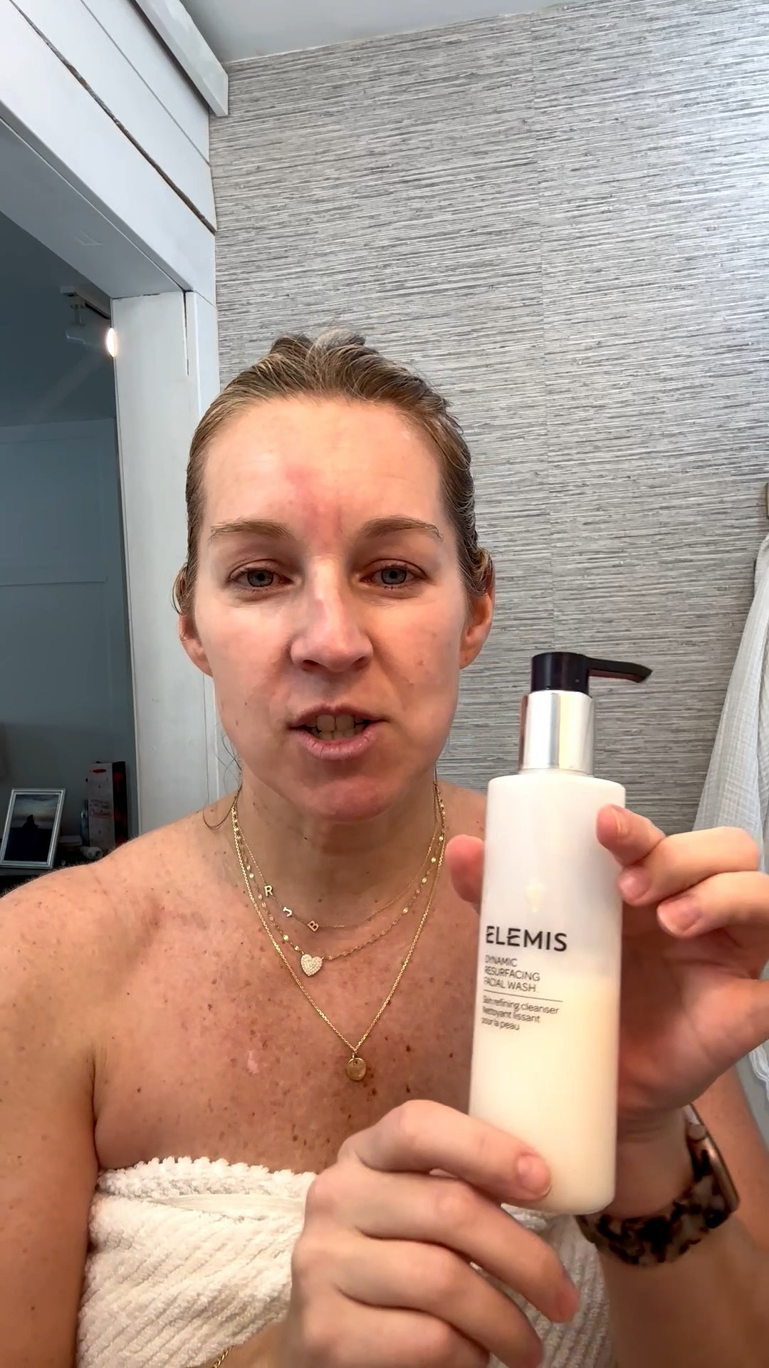 I just felt compelled to get on and share because honestly, I feel like this is the best face wash ever. It is resurfacing, super lightweight and leaves your skin feeling smooth as a baby’s butt! It’s set you up perfectly for your skin care routine and one tiny pump goes a long way, so the bottle will last you forever.  

#LTKOver40 #LTKBeauty #LTKselfcare