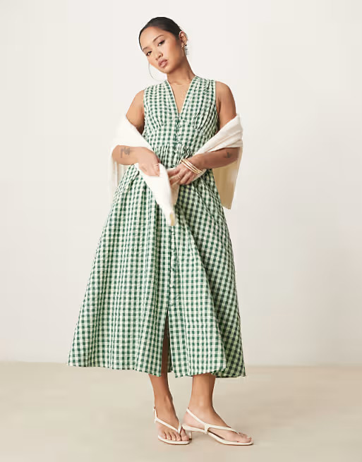 Nobody's Child Petite Starlight sleeveless midaxi dress in green gingham | ASOS (Global)