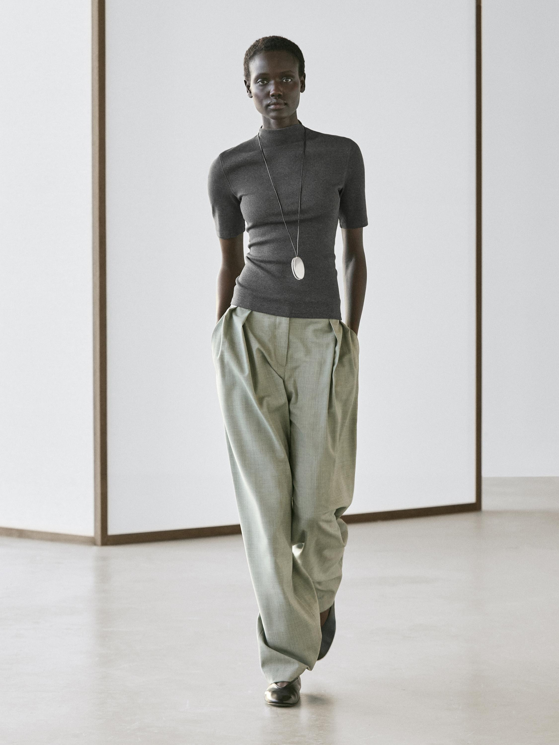 T-Shirt aus Baumwollmischgewebe | Massimo Dutti DE