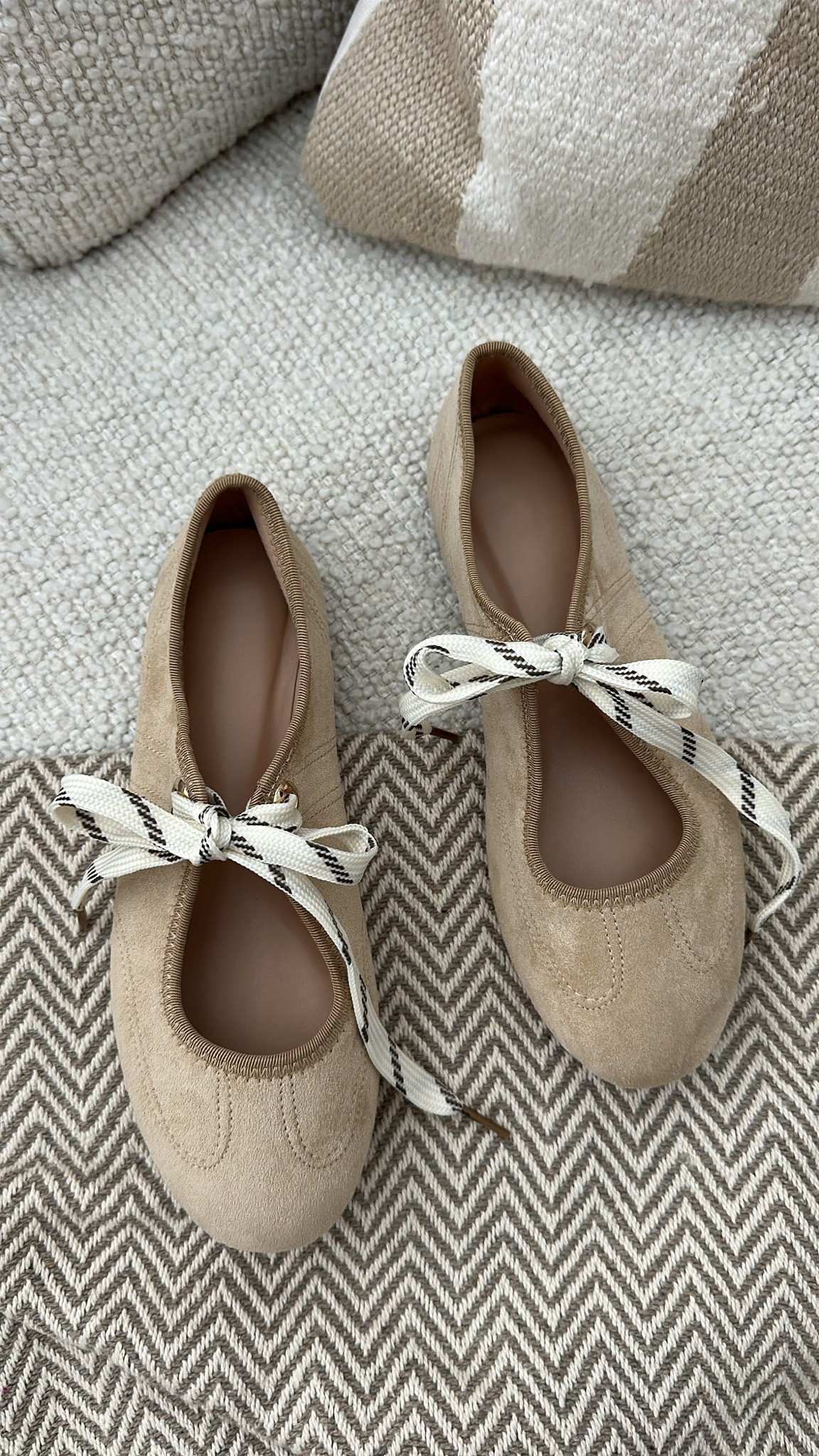 Amazon ballet flats
Fits tts
Amazon prime deal

#LTKootd #LTKSaleAlert #LTKgrwm
