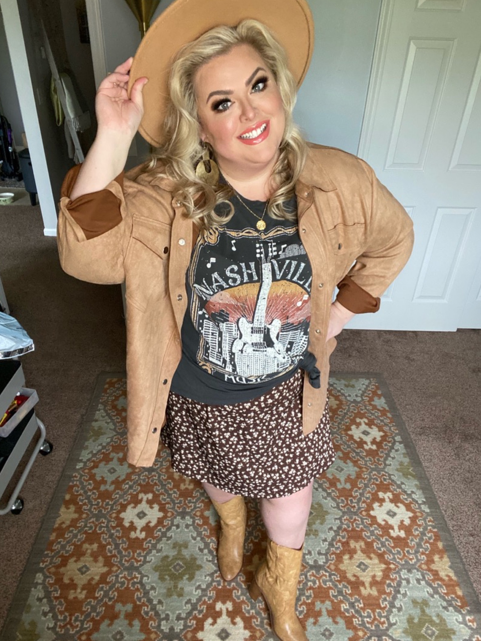 Skort & Shacket Style!



#LTKunder50 #LTKstyletip #LTKcurves