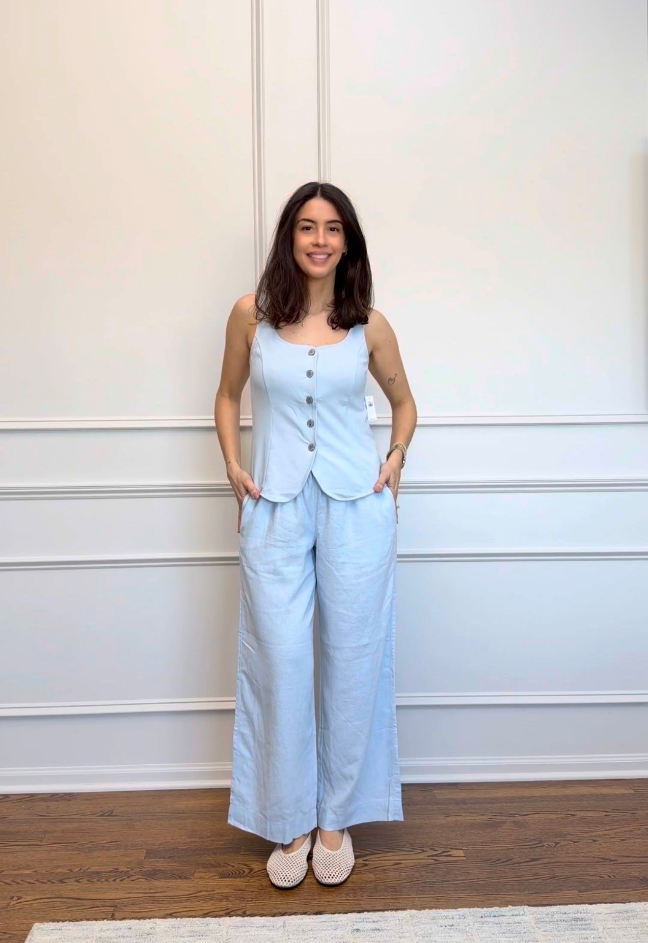 Spring outfits 2026 linen blend pants and sleeveless button down on sale from old navy 
Wearing size small on both 
Comes in more colors!!
Pants have an elastic waist and are so comfortable!!

#LTKmomlife #LTKSeasonal #LTKSaleAlert