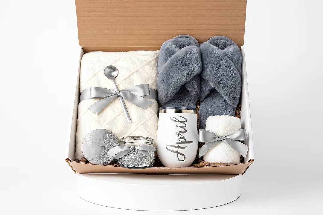 Big Cozy Hygge Birthday Gift Box for Her Women Set With Slippers and Blanket Best Friend Gift Get... | Etsy (US)
