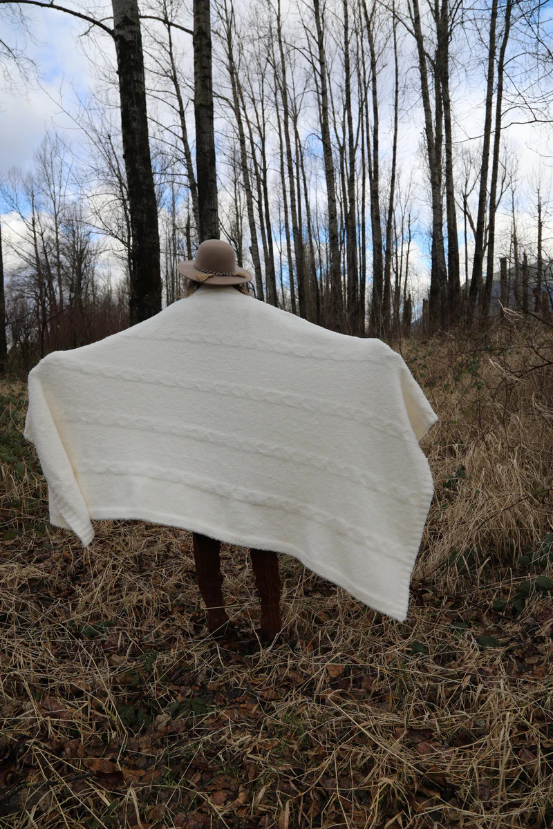 Sea Salt White Cableknit | Sunset Snuggles