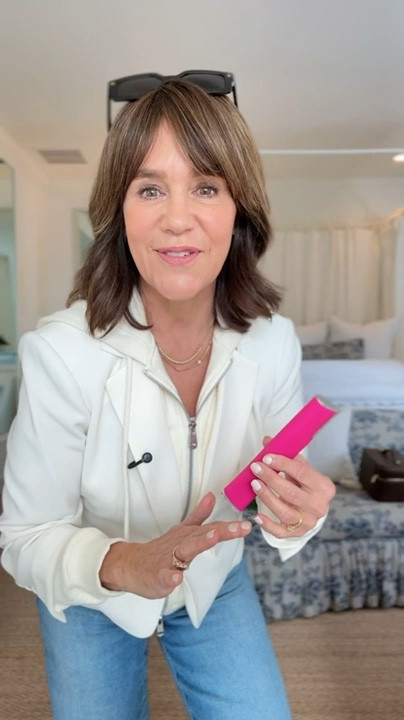 This sat in my drawer for a while and I don’t know how I ever lived without it! Has 4.5+ stars!

#LTKBeauty #LTKGiftGuide #LTKOver40

#LTKOver40 #LTKGiftGuide #LTKBeauty